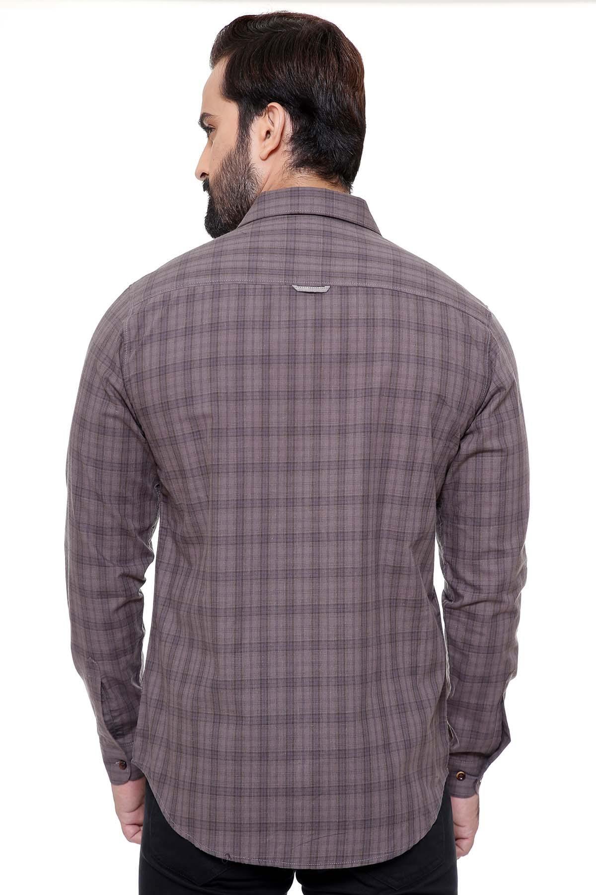 Back view casual slim-fit long-sleeve shirt with brown plaid pattern