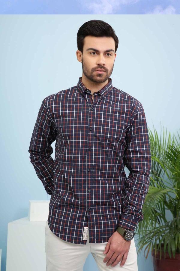 Slim-fit check casual shirt, dark navy with red grid, long sleeves, button front