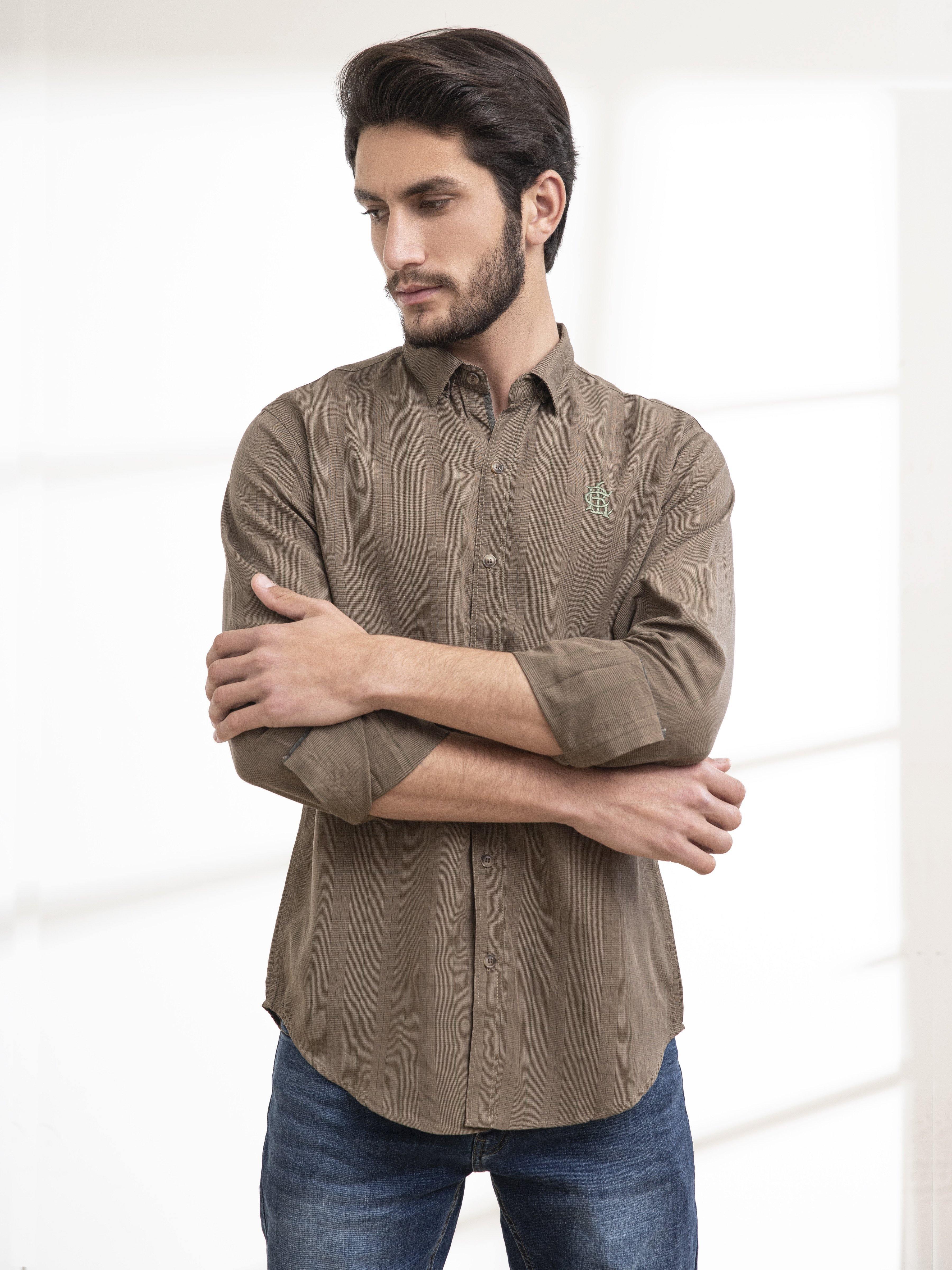 Brown check long-sleeve casual shirt with logo and buttoned front