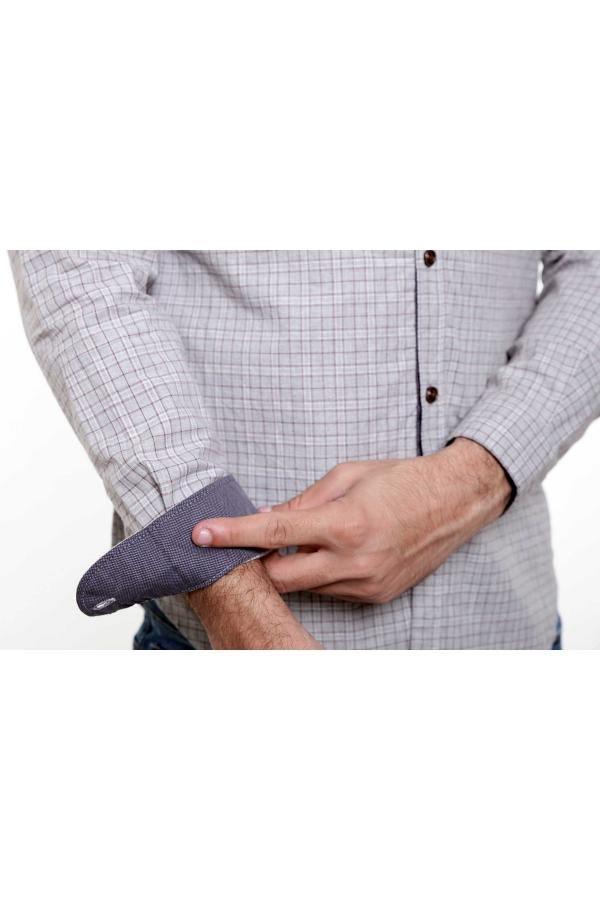 Grey check full-sleeve casual shirt with buttoned cuffs, slim-fit