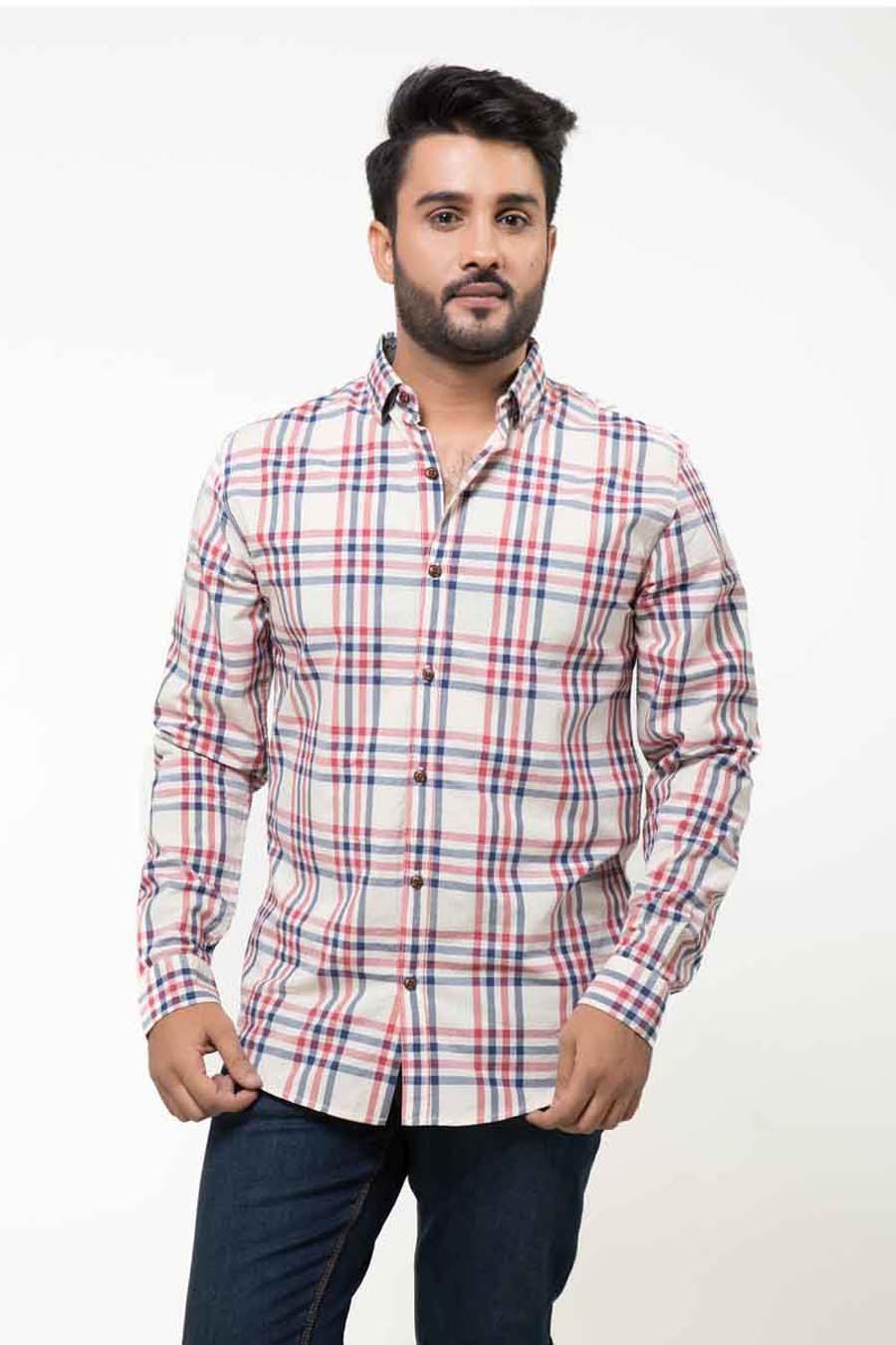 Beige and maroon plaid long-sleeve casual shirt with chest pocket