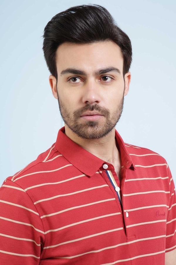Maroon striped polo shirt close-up: collar, buttons, and white horizontal lines