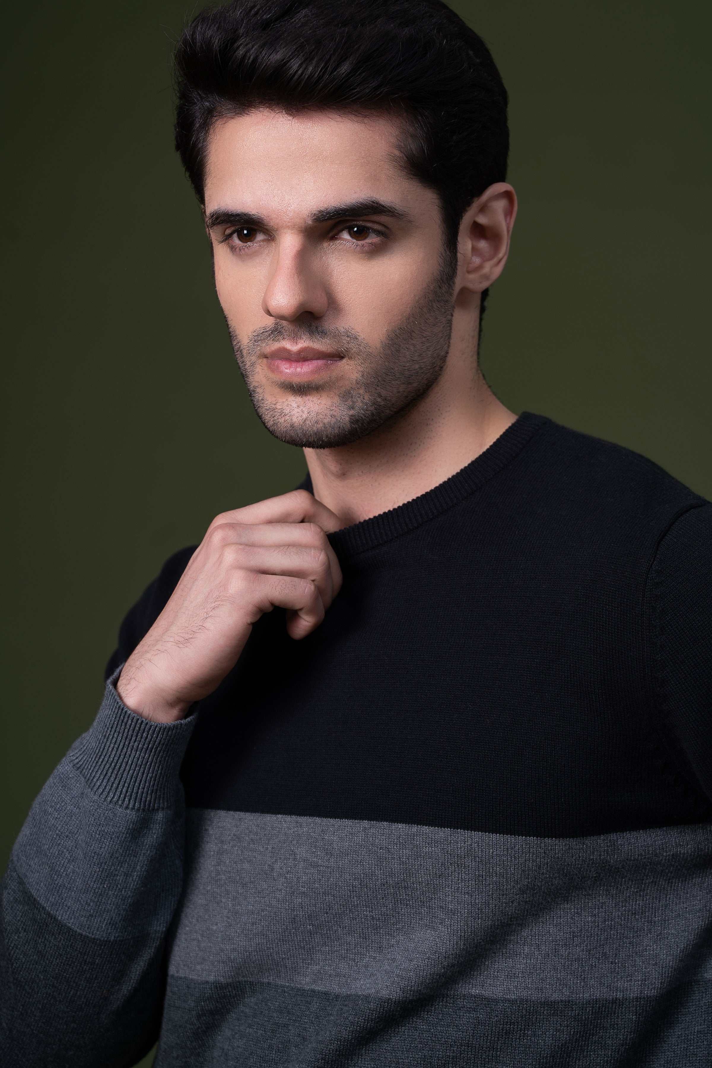FULL SLEEVE SWEATER BLACK GREY at Charcoal Clothing