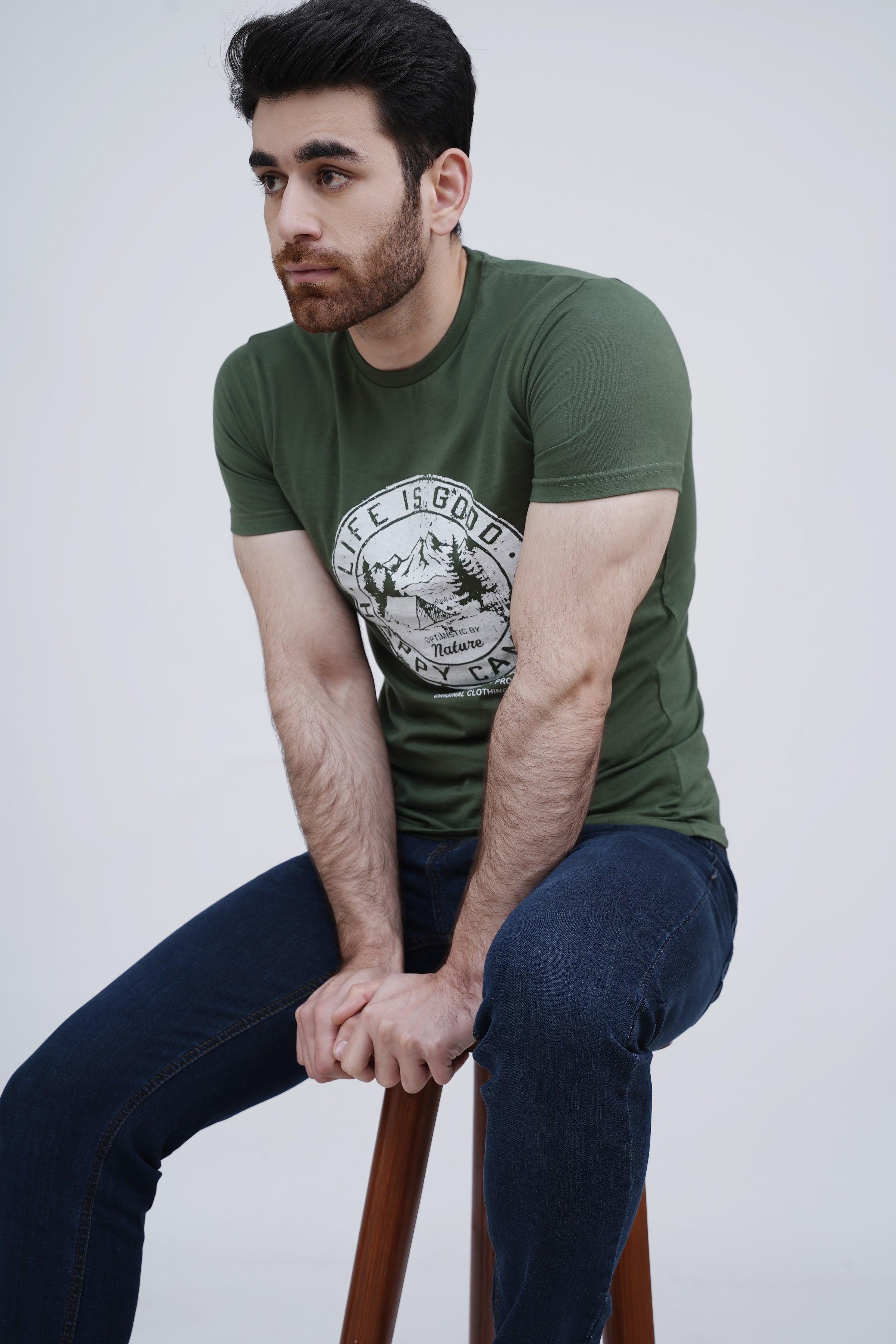 Olive graphic T-shirt with circular front print, crew neck, short sleeves