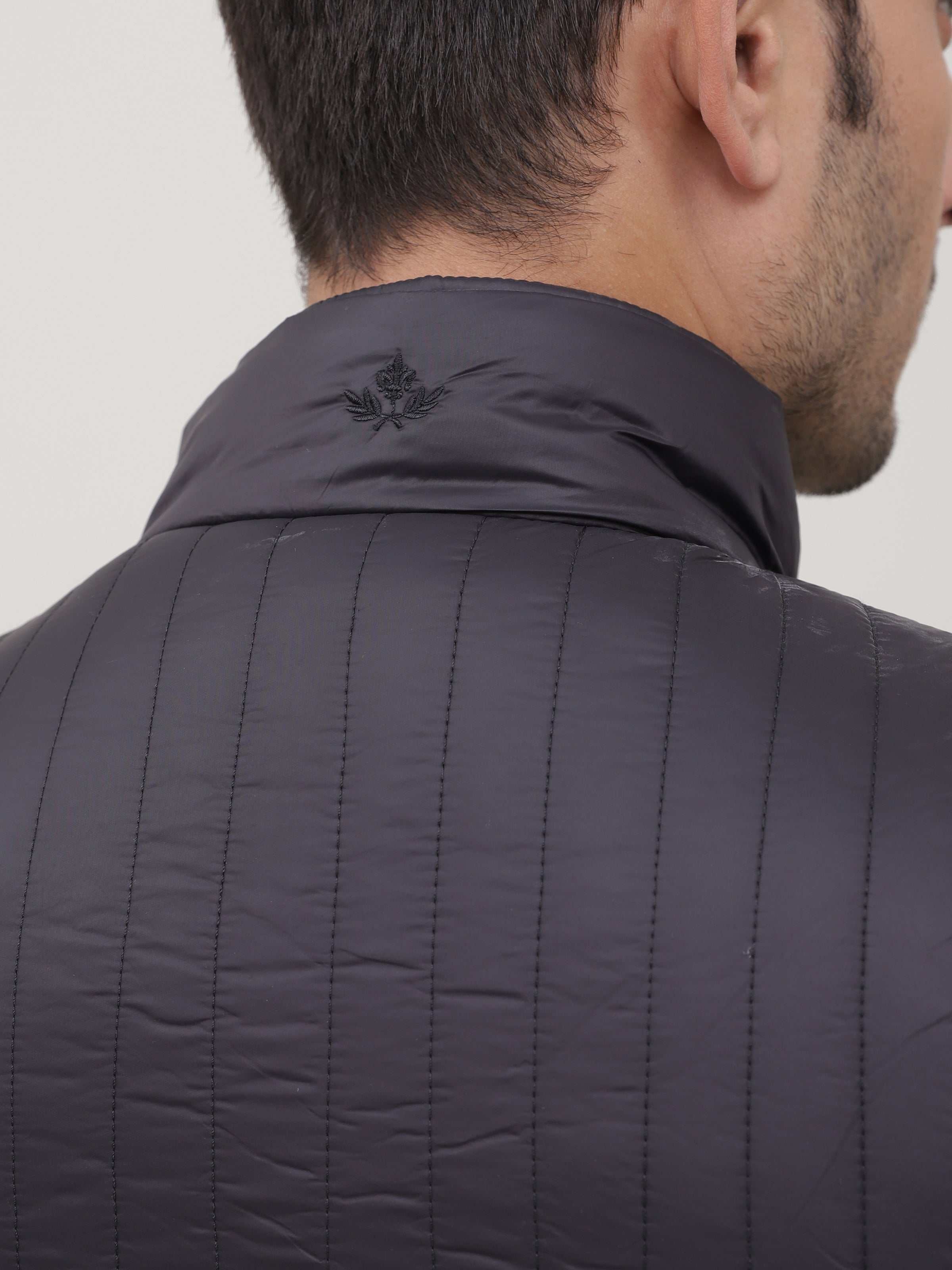 JACKET SLEEVELESS BLACK at Charcoal Clothing