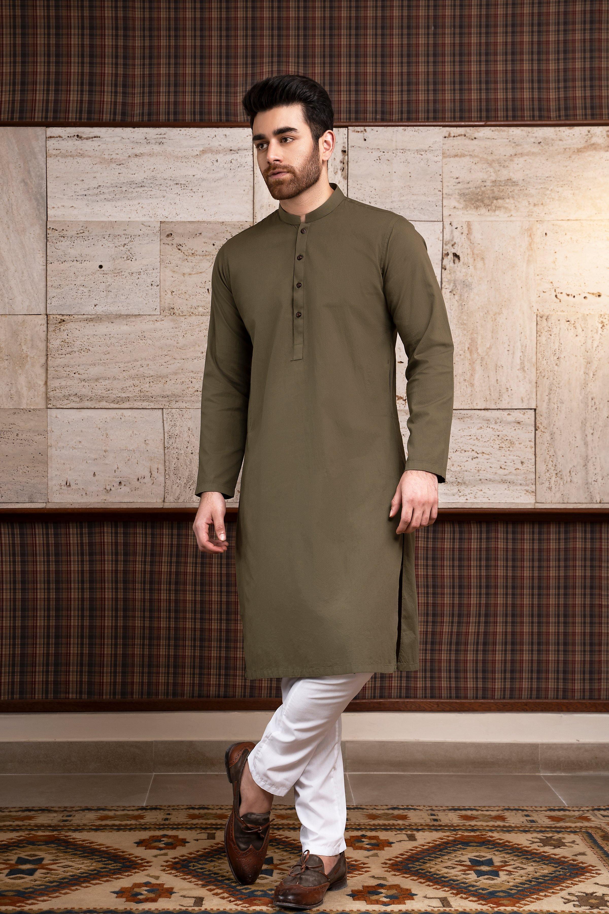 Green kurta with band collar and button placket, long sleeves, knee length
