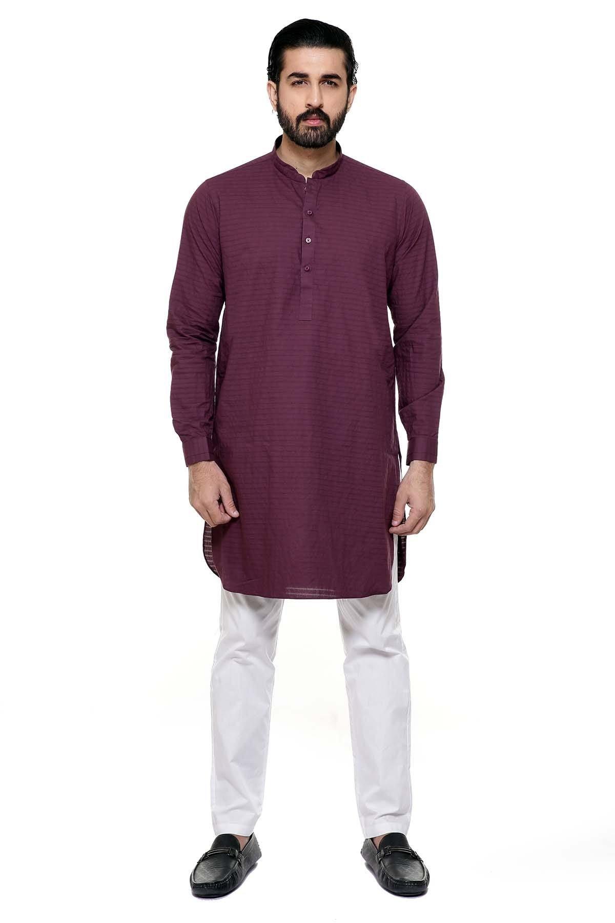Maroon kurta with band collar and button-front, long sleeves, straight hem