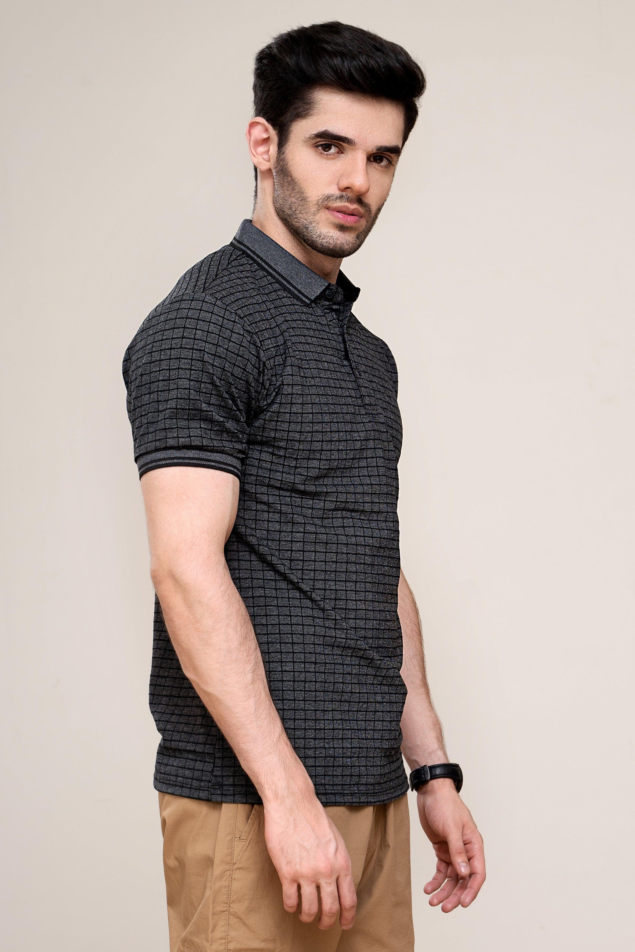 Charcoal grid-pattern polo shirt, short sleeves, side profile