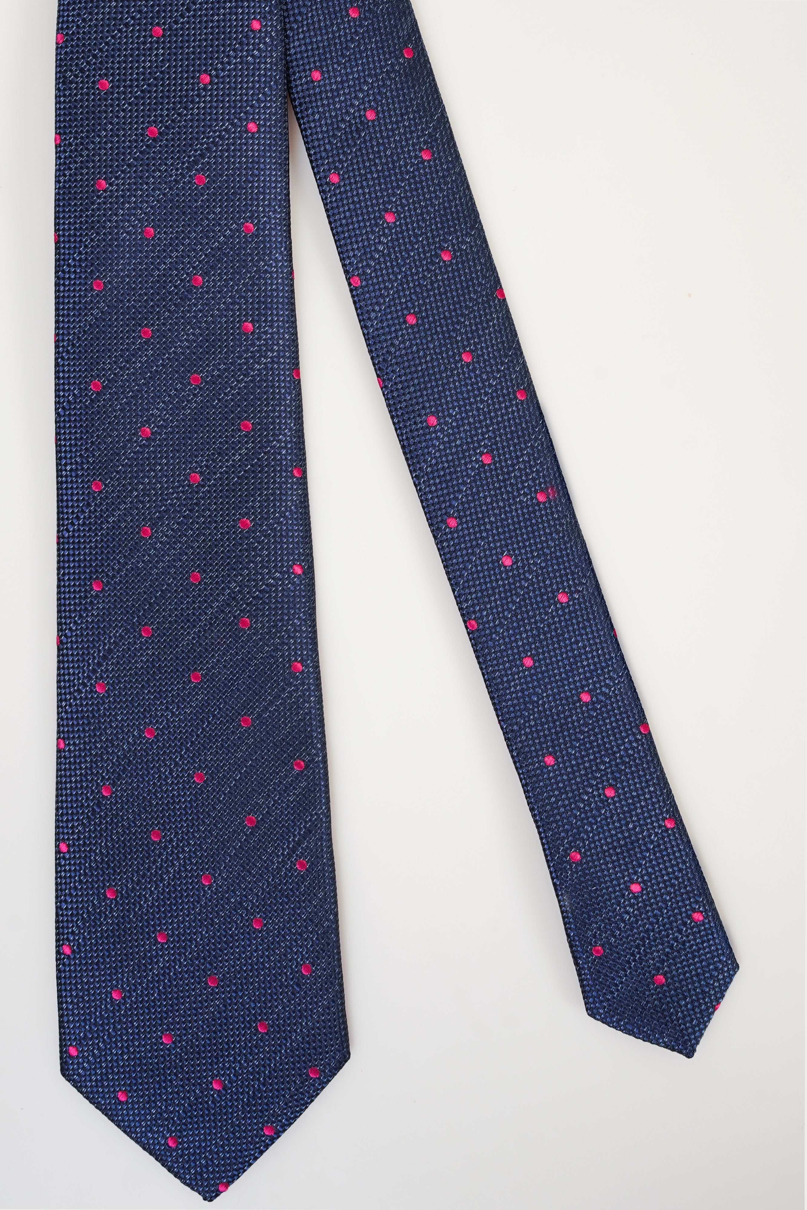 Poly silk tie, dark navy with small pink dots and narrow long shape