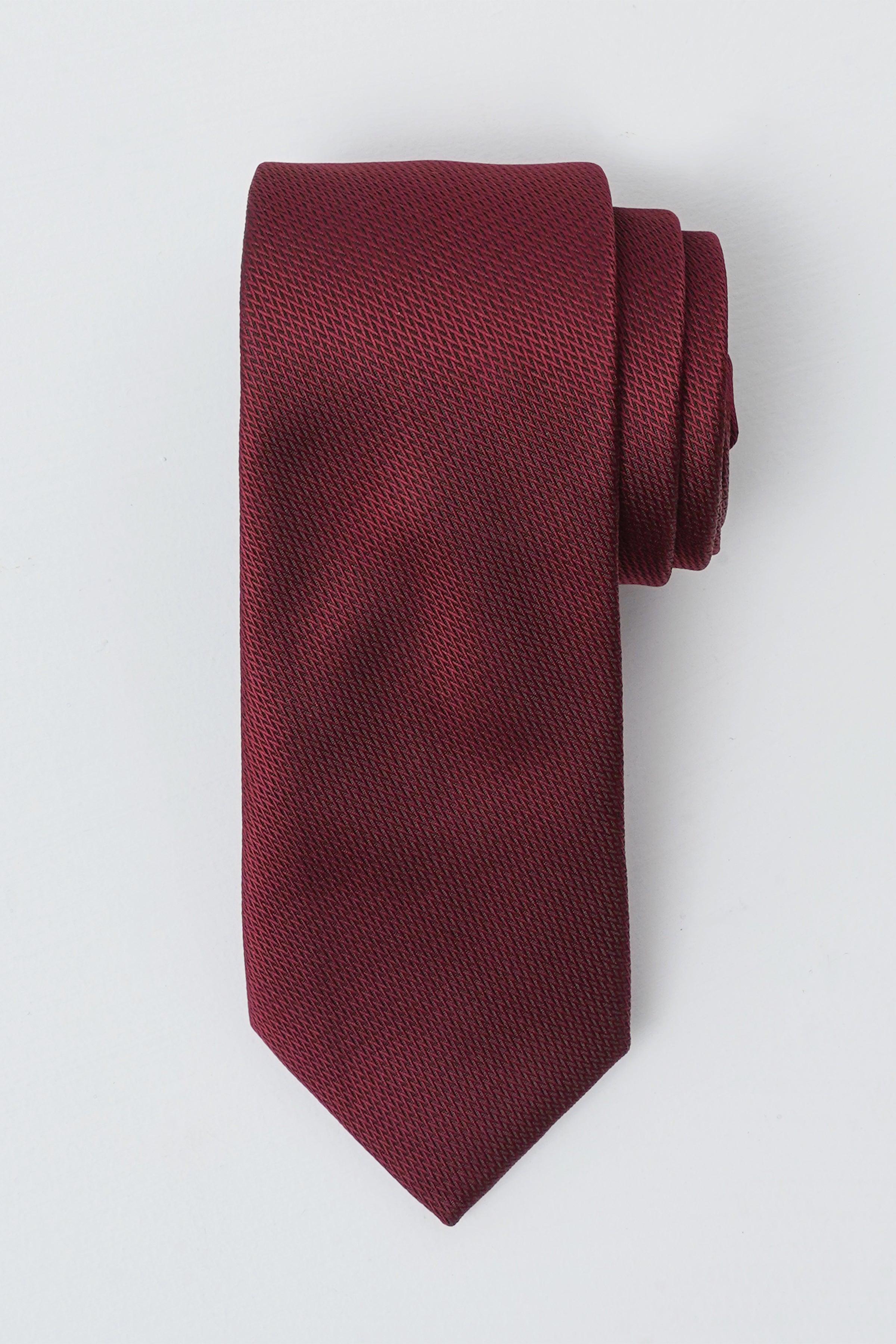Burgundy poly-silk necktie with textured weave, pointed tip