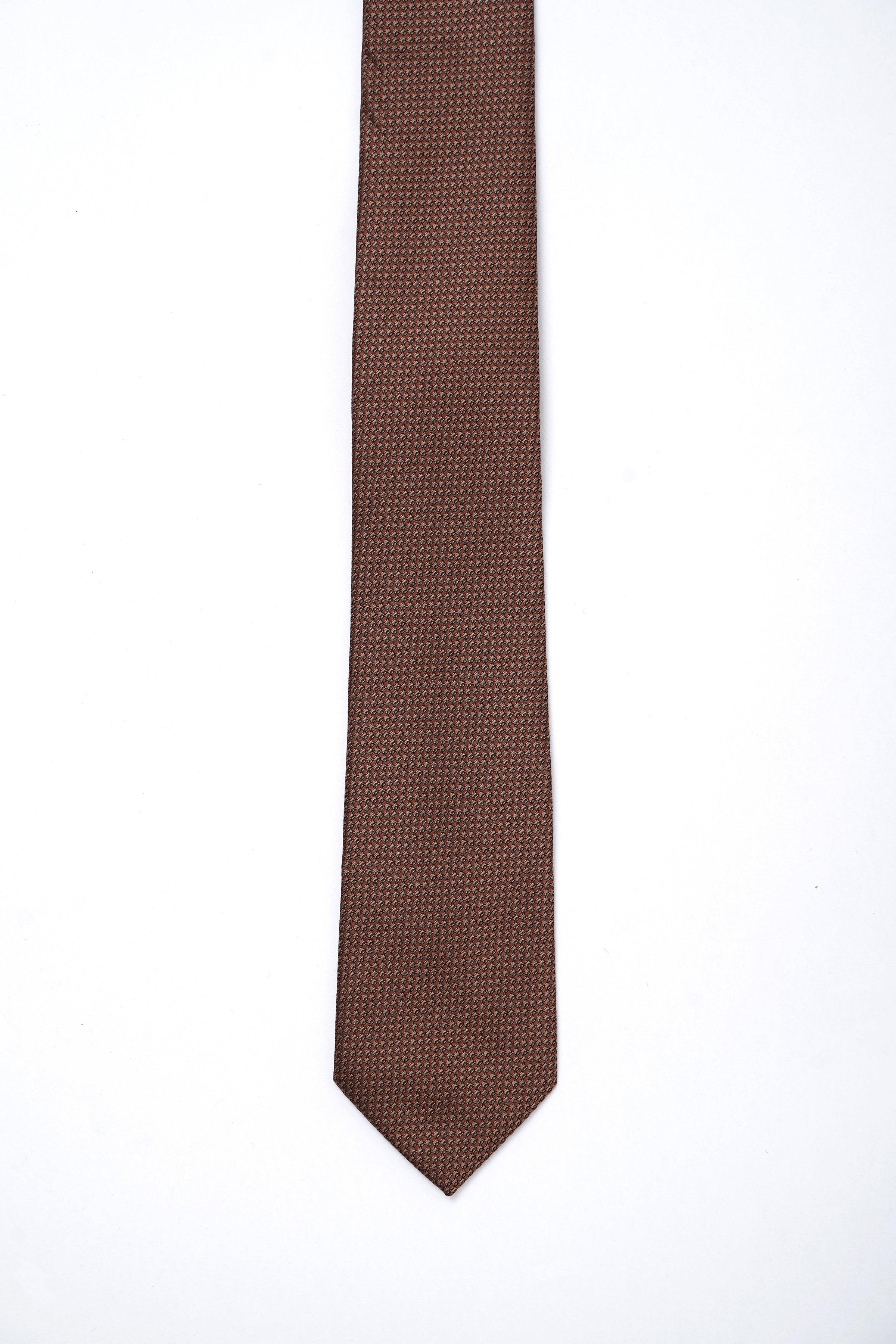 Brown micro-pattern necktie with pointed tip