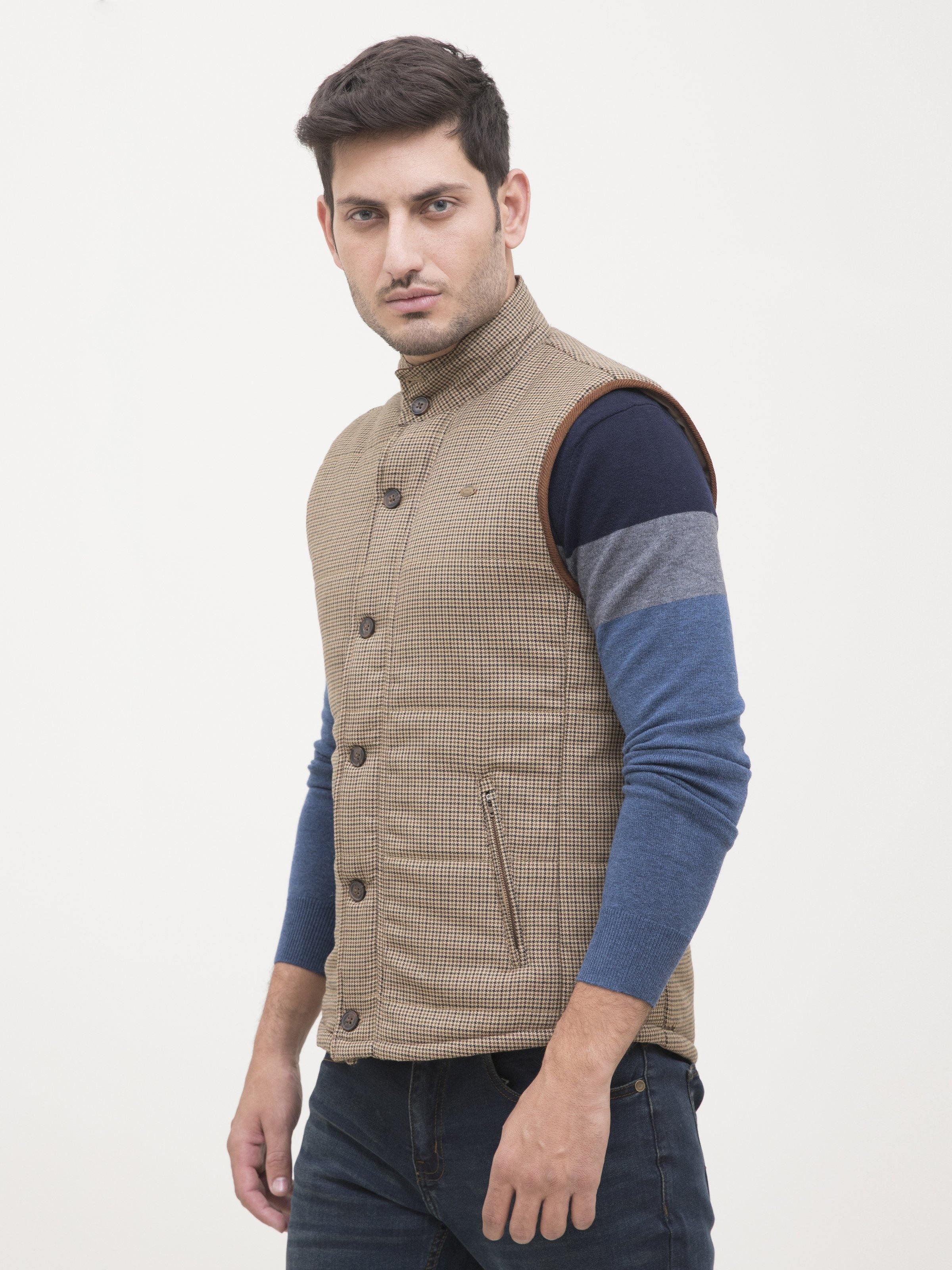 Tan quilted check sleeveless vest with two flap pockets and button-front