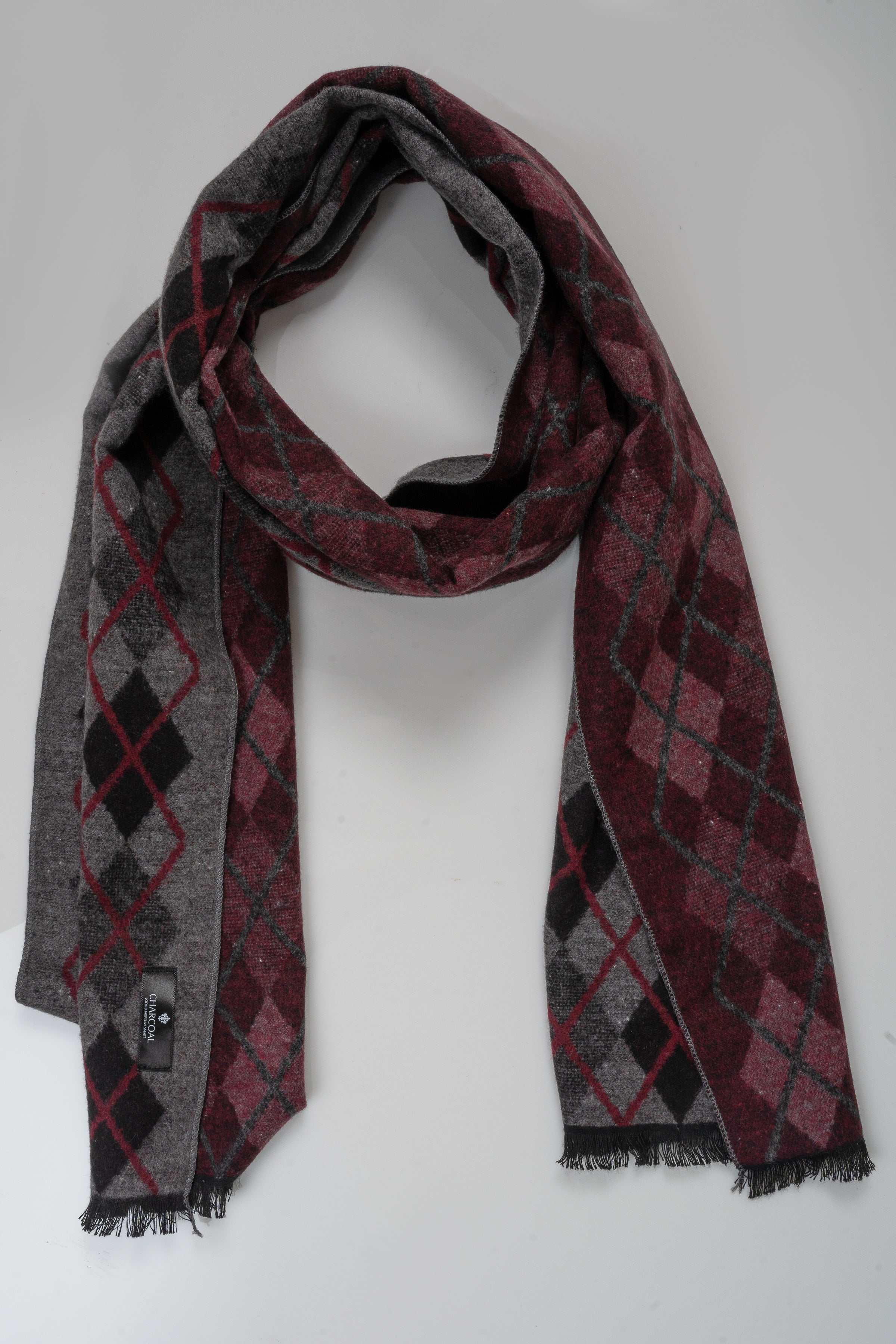 Fringed diamond-pattern scarf, dark gray with maroon-red and black