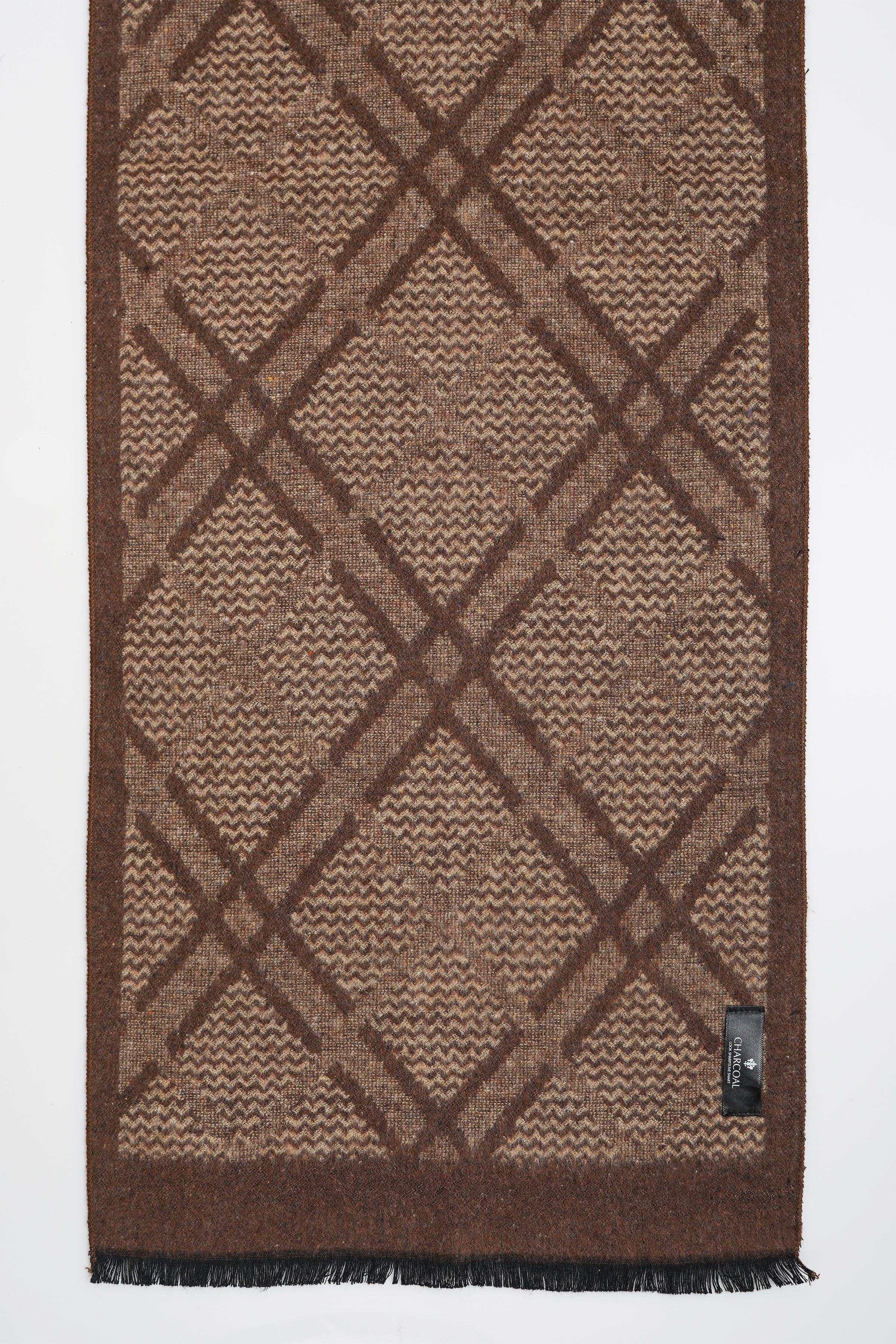Brown scarf with large diamond pattern, brand tab and short fringe hem