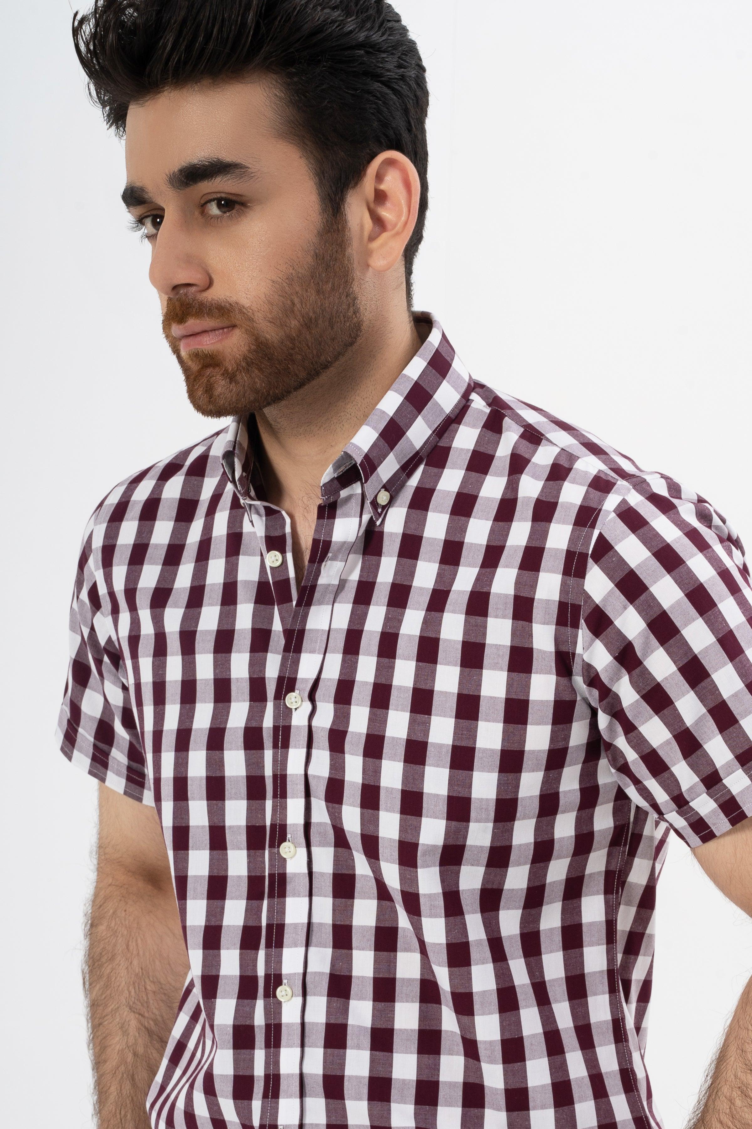 Maroon check half-sleeve button-up shirt, open collar and placket details