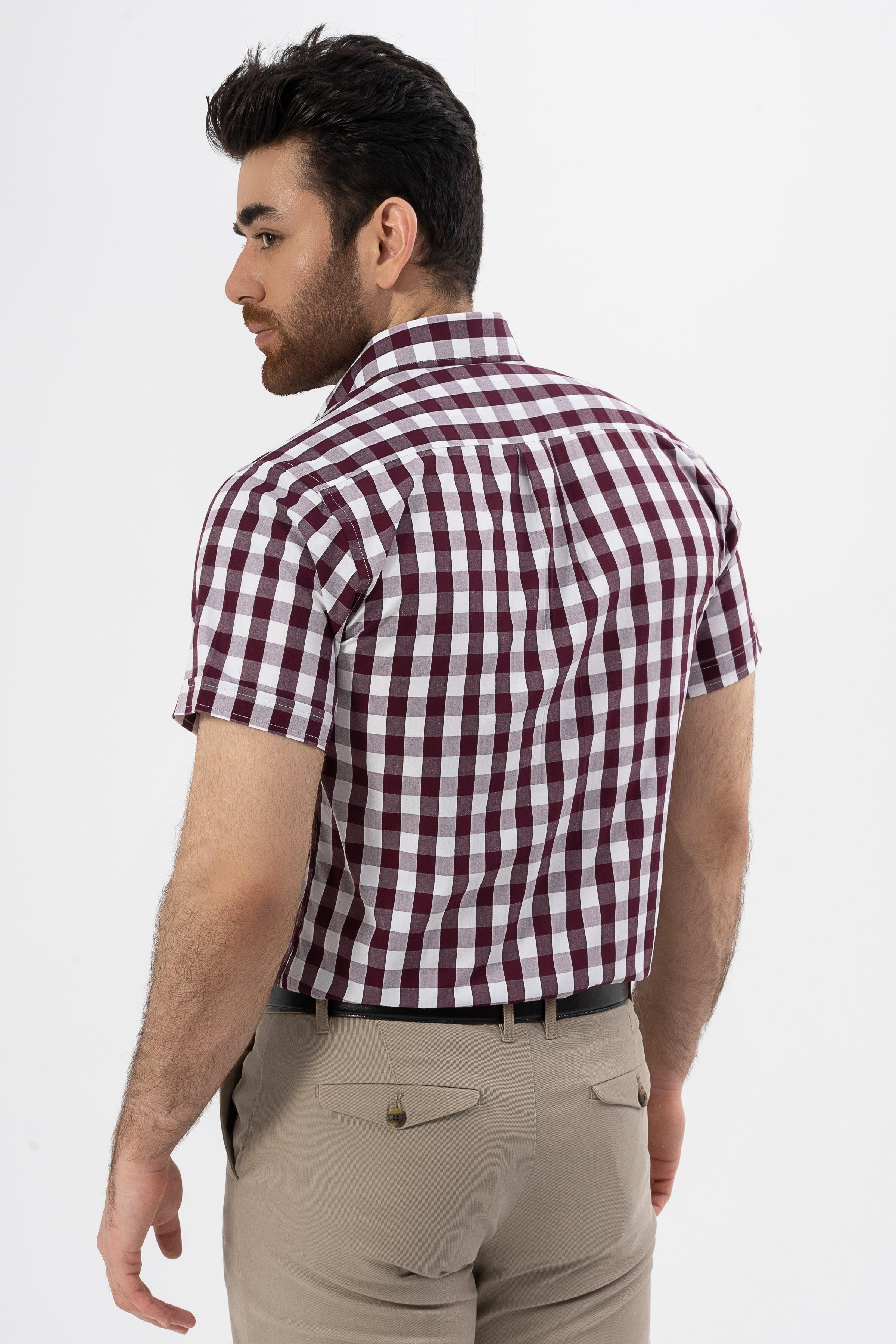 Maroon check half-sleeve button-up shirt, back view with yoke pleats