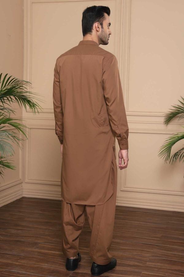 Men's brown shalwar kameez set with band collar, back view, matching trousers