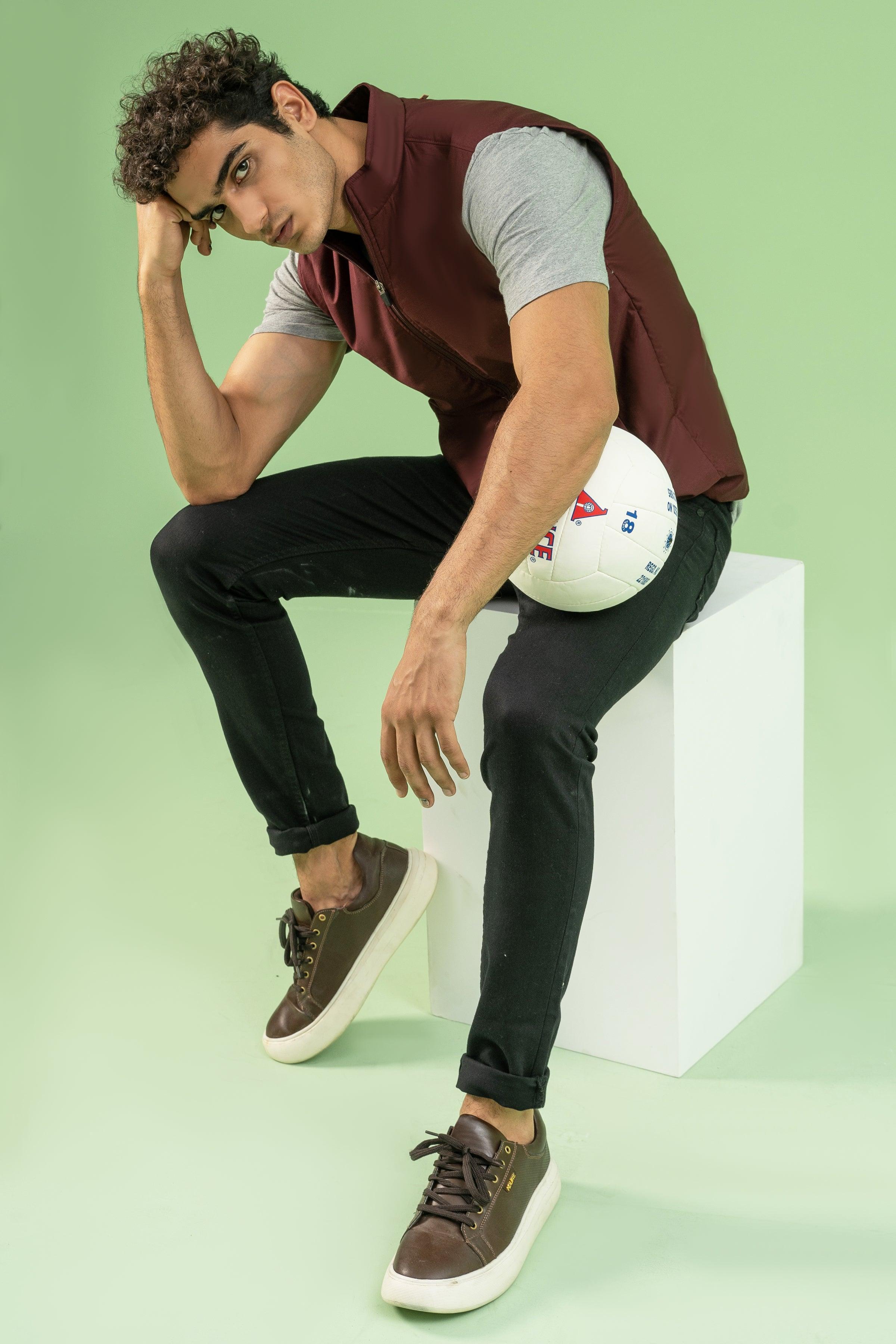 SLEEVELESS WADDED COTTON JACKET MAROON at Charcoal Clothing