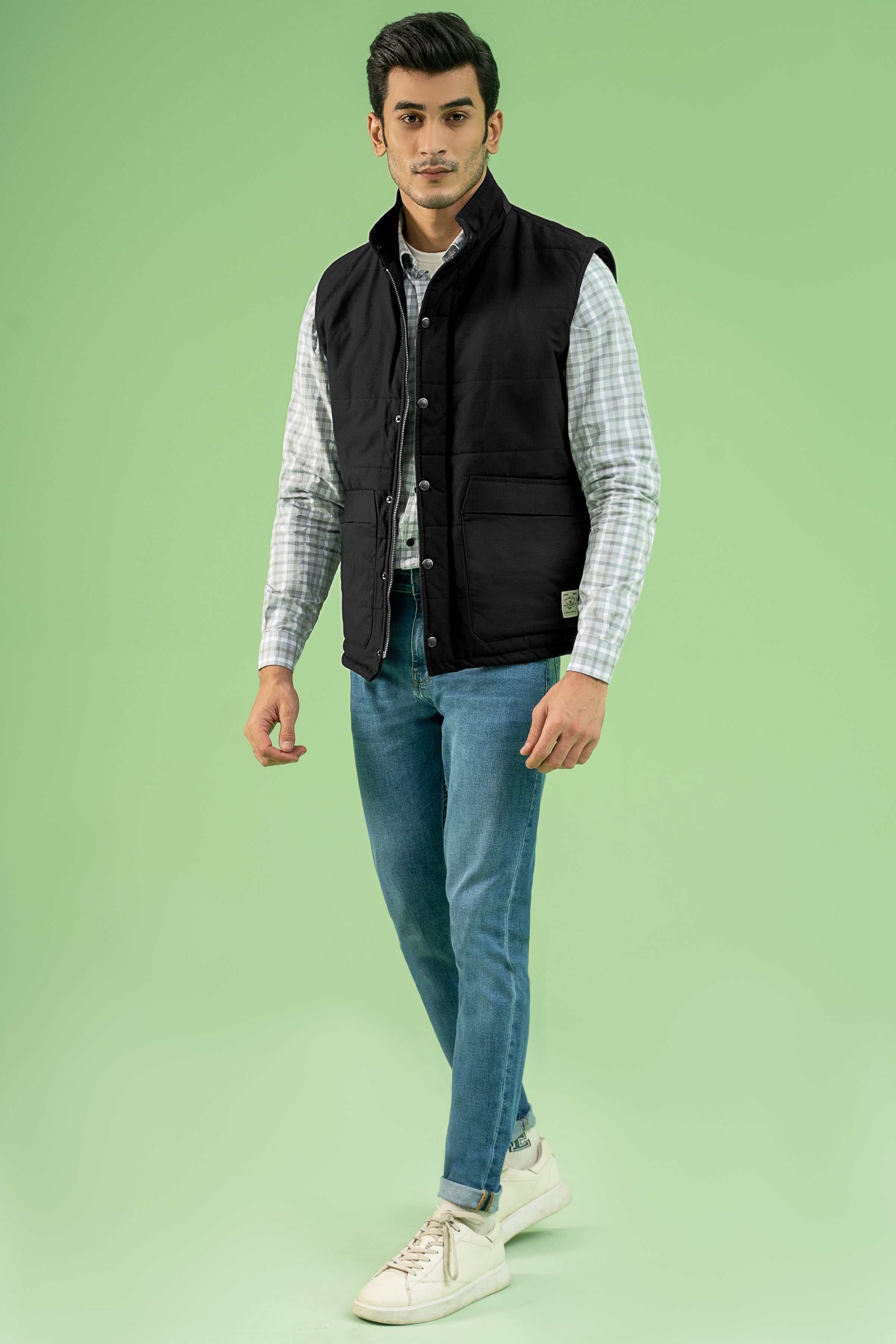 SLEEVESLESS RIPSTOP QUILTED JACKET BLACK at Charcoal Clothing