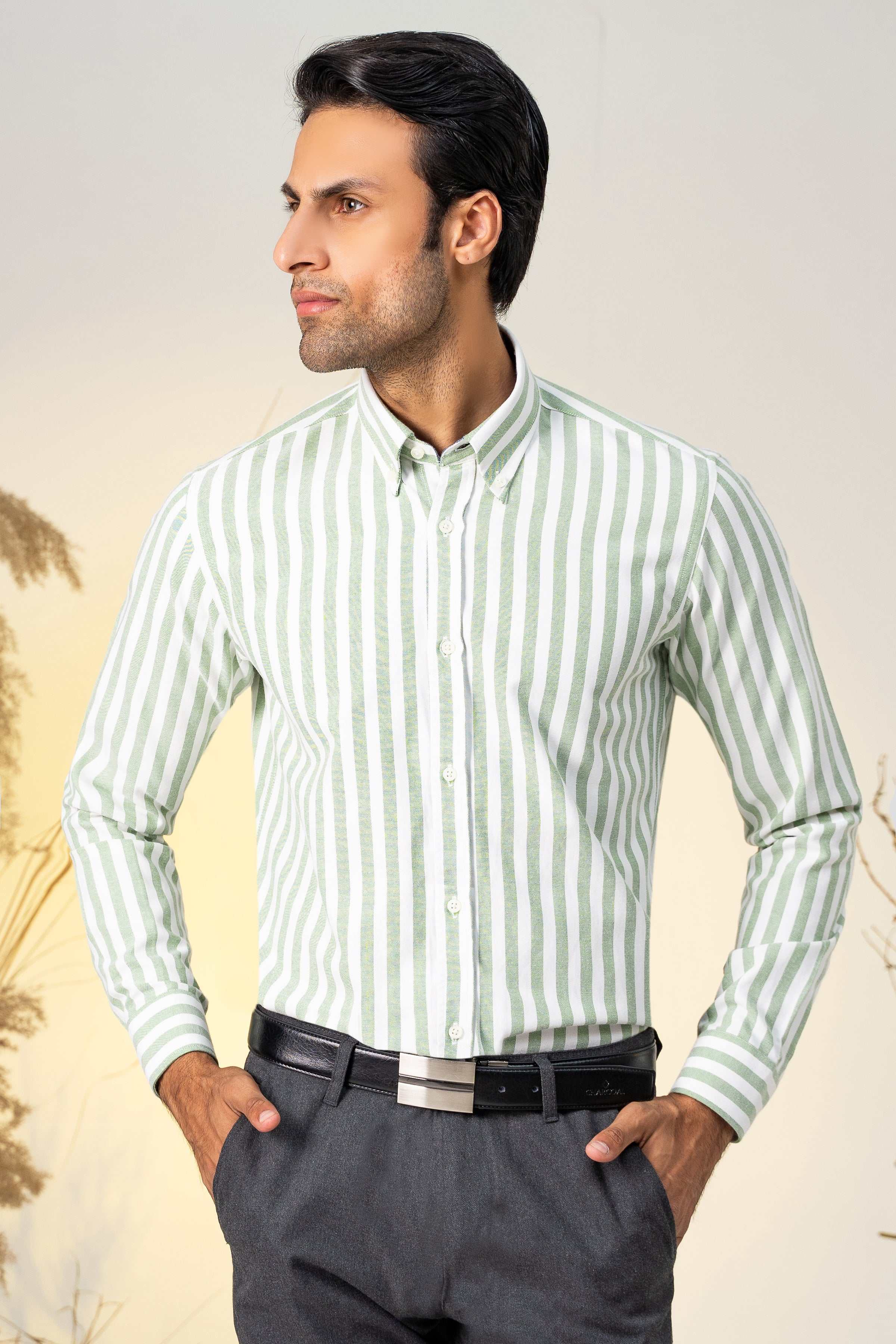 SMART SHIRT GREEN at Charcoal Clothing