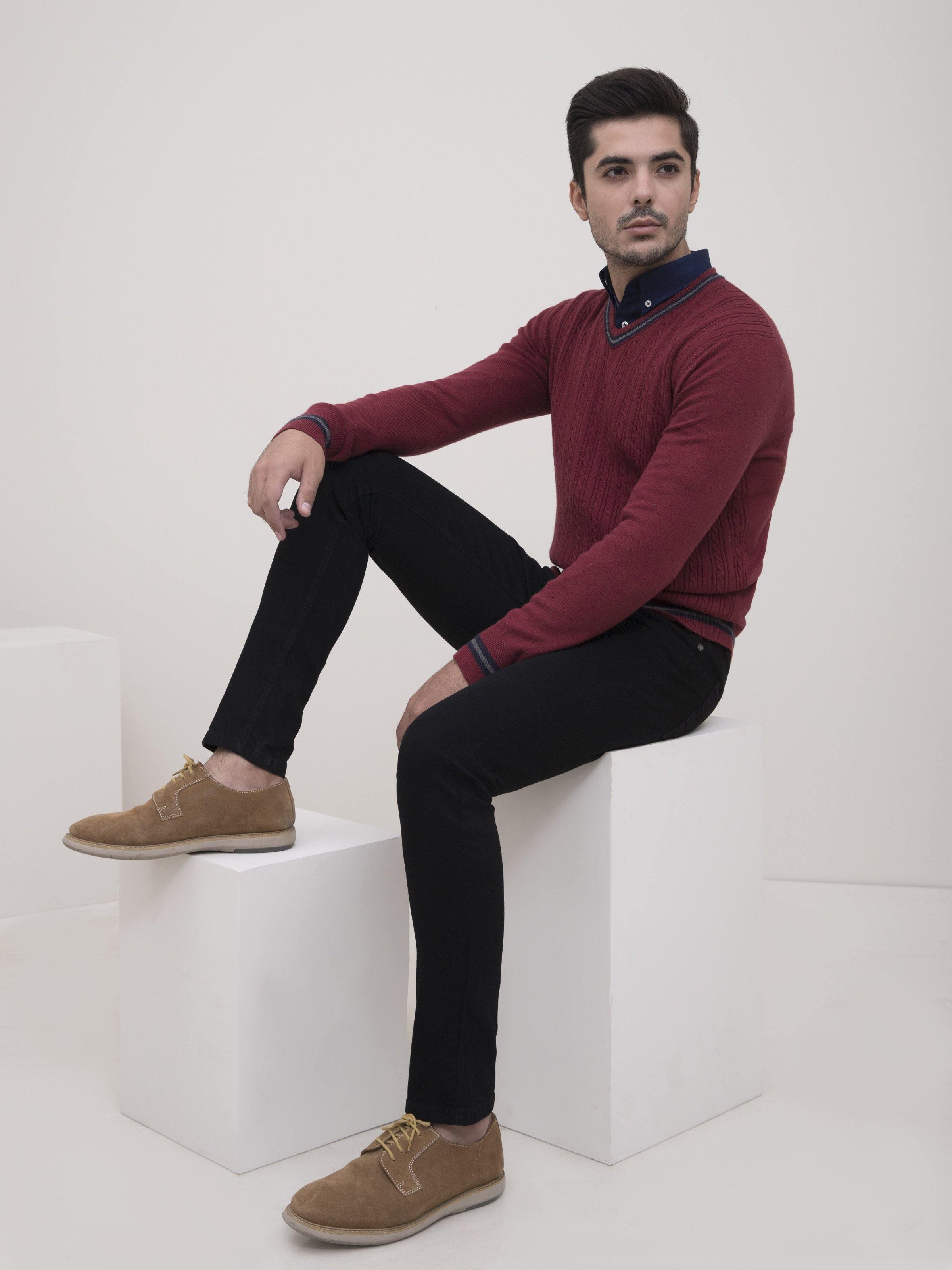 SWEATER V NECK FULL SLEEVE MAROON at Charcoal Clothing