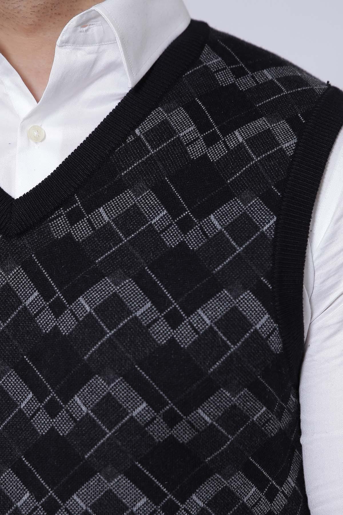 SWEATER V NECK SLEEVE LESS BLACK at Charcoal Clothing