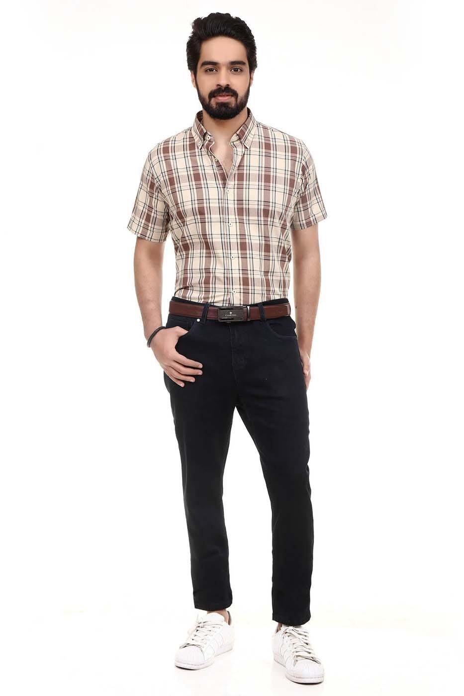 Men's half-sleeve plaid shirt in light brown and green, button-down collar