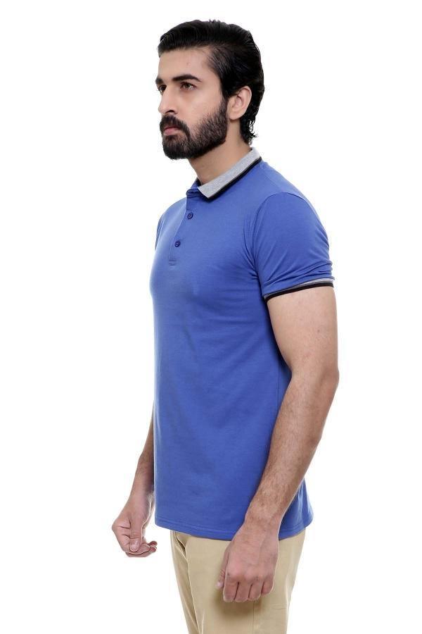 Blue polo shirt with collar and short sleeves, side profile