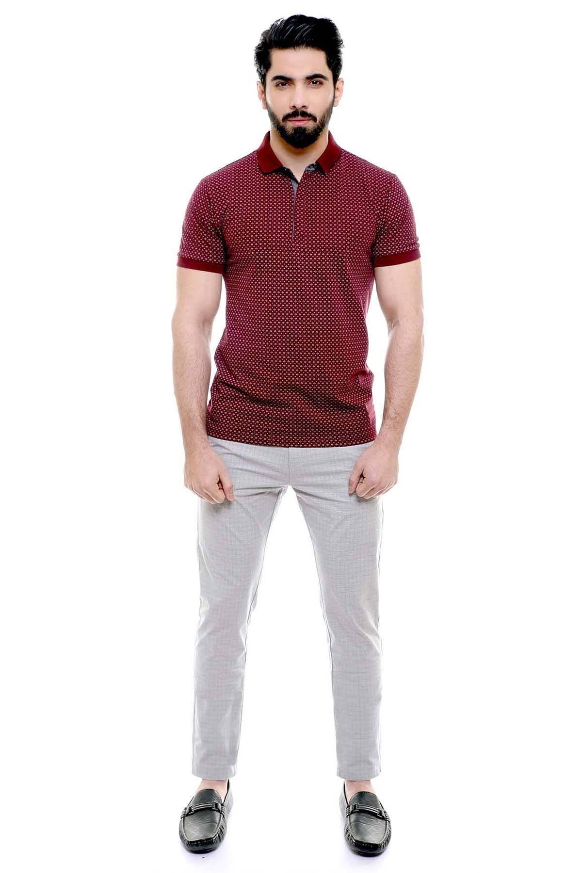 Maroon short-sleeve polo shirt with collar and button placket