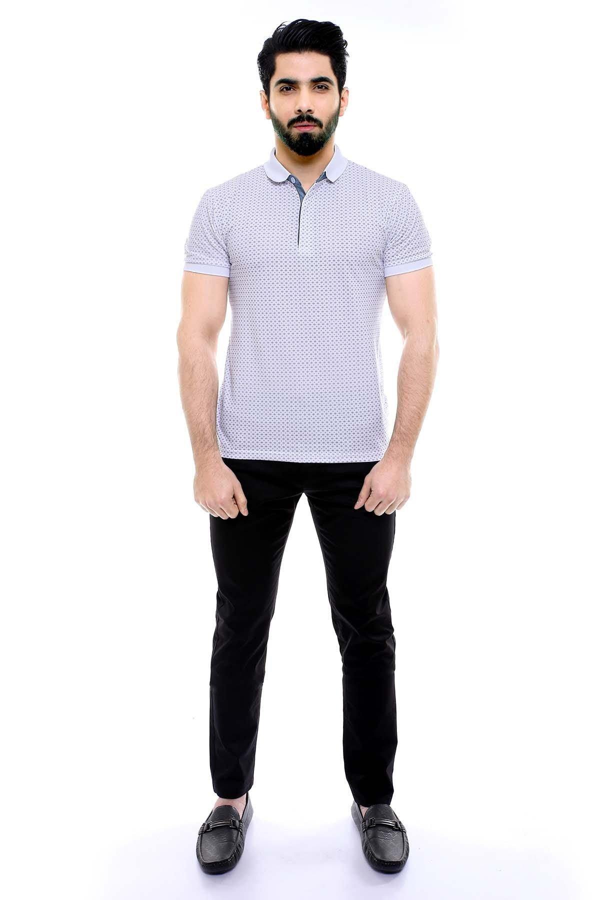White short-sleeve polo T-shirt with button placket and spread collar, small dot pattern