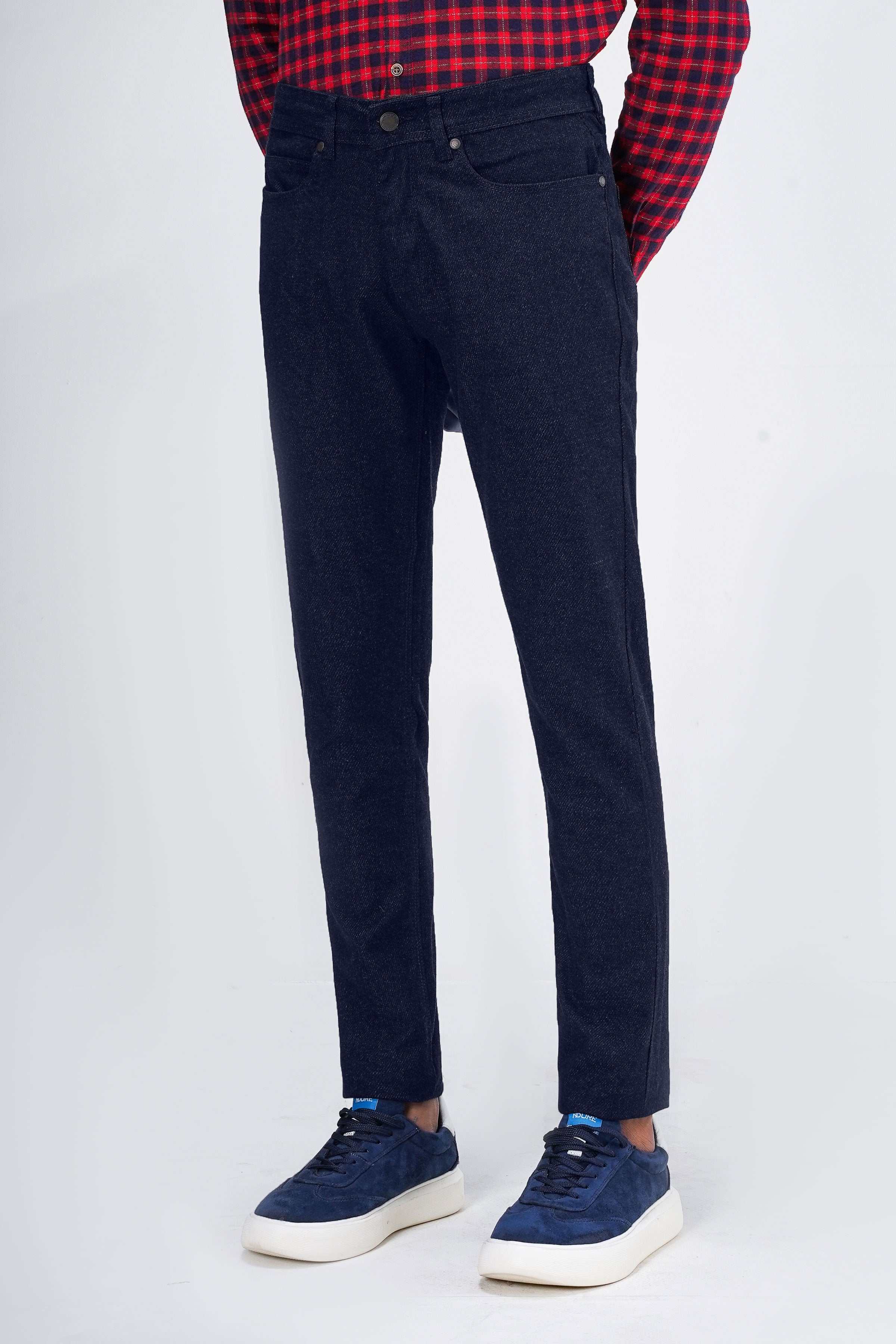 Navy woolen 5-pocket pants with straight leg and front button closure