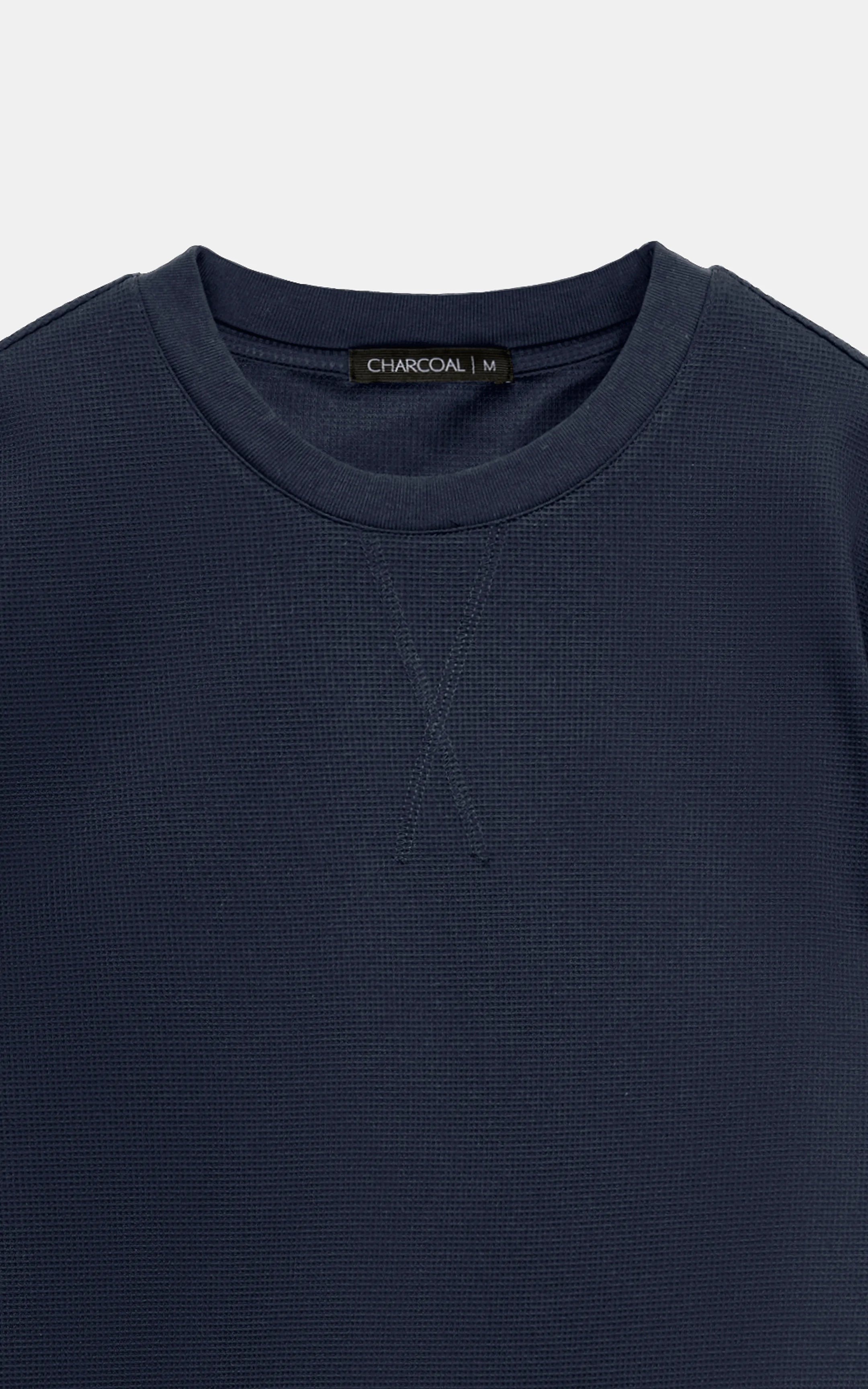 Navy crew neck T-shirt with ribbed collar and inner neck label