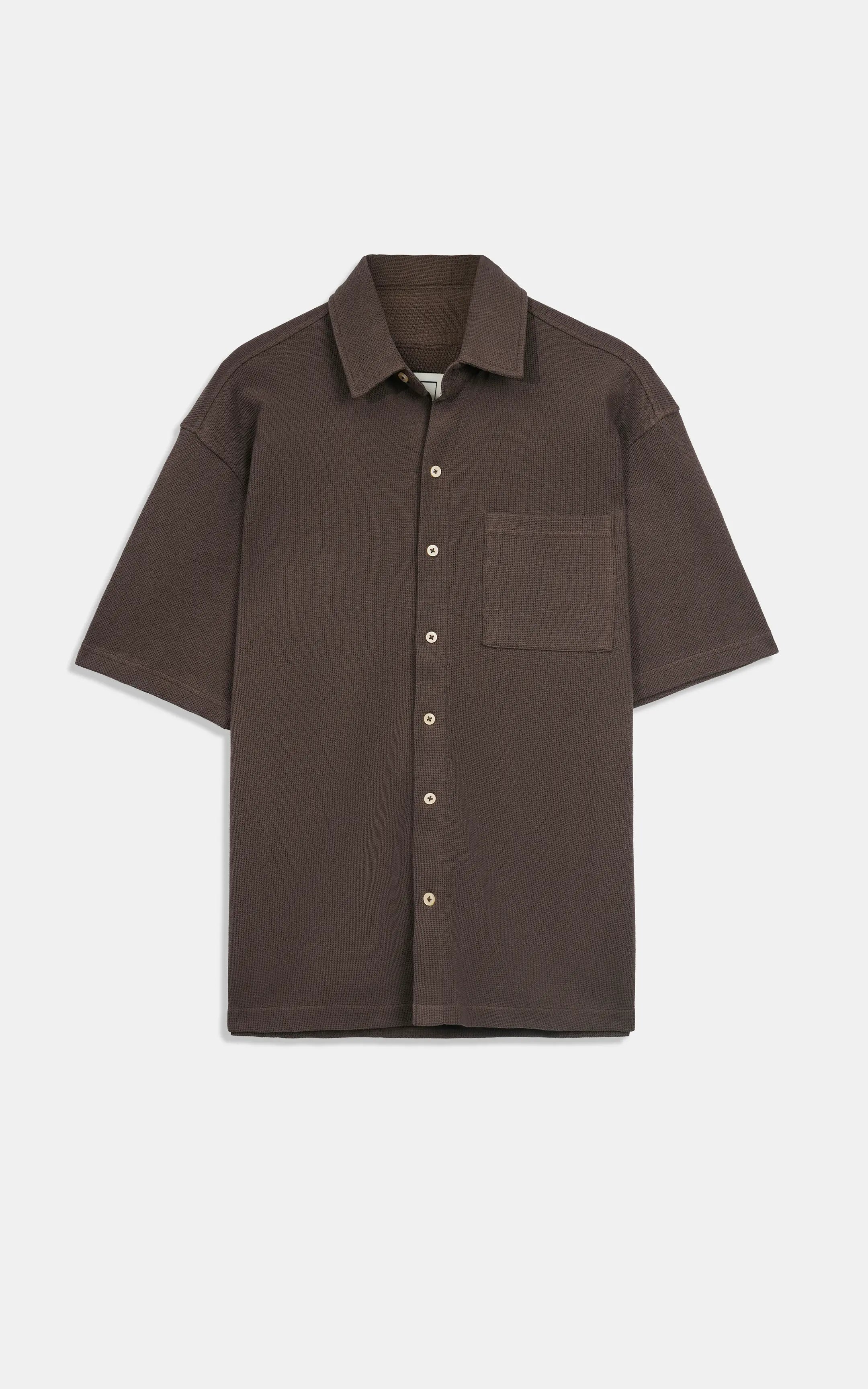 Brown knit casual short-sleeve shirt with button placket and chest pocket