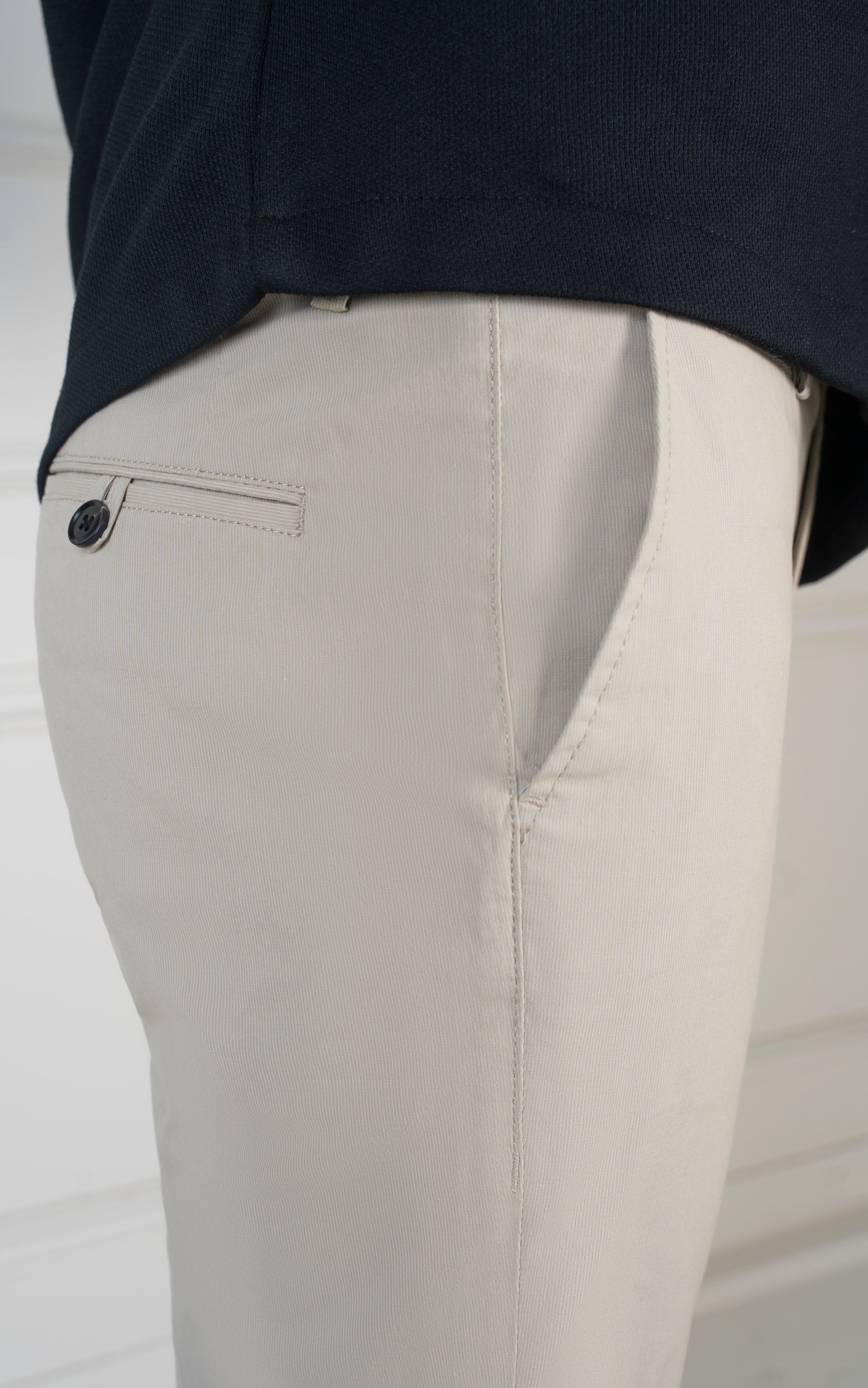 SMART FIT TEXTURED PANT LIGHT KHAKI