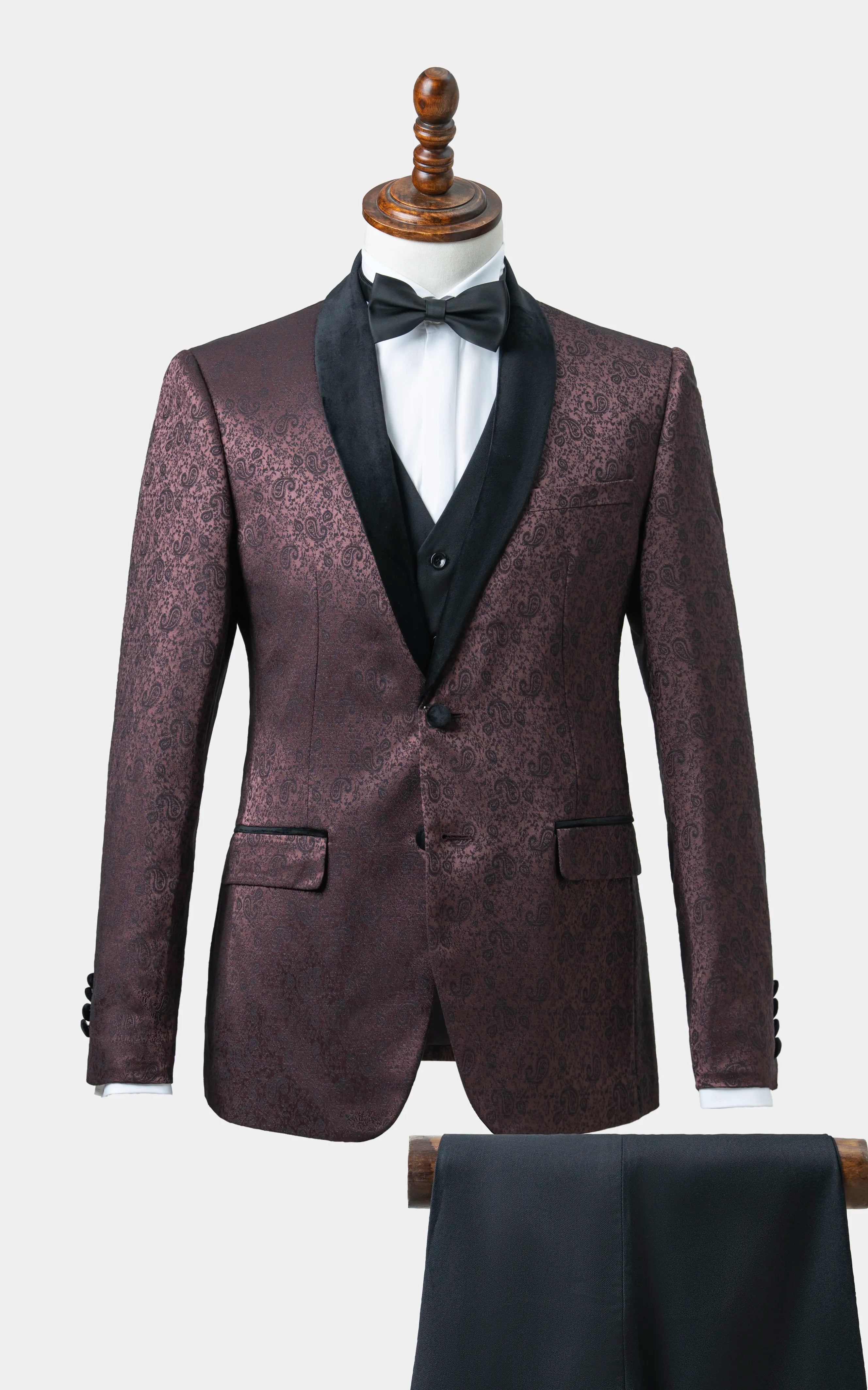 Tuxedo Suit With Shawl Lapel burgundy