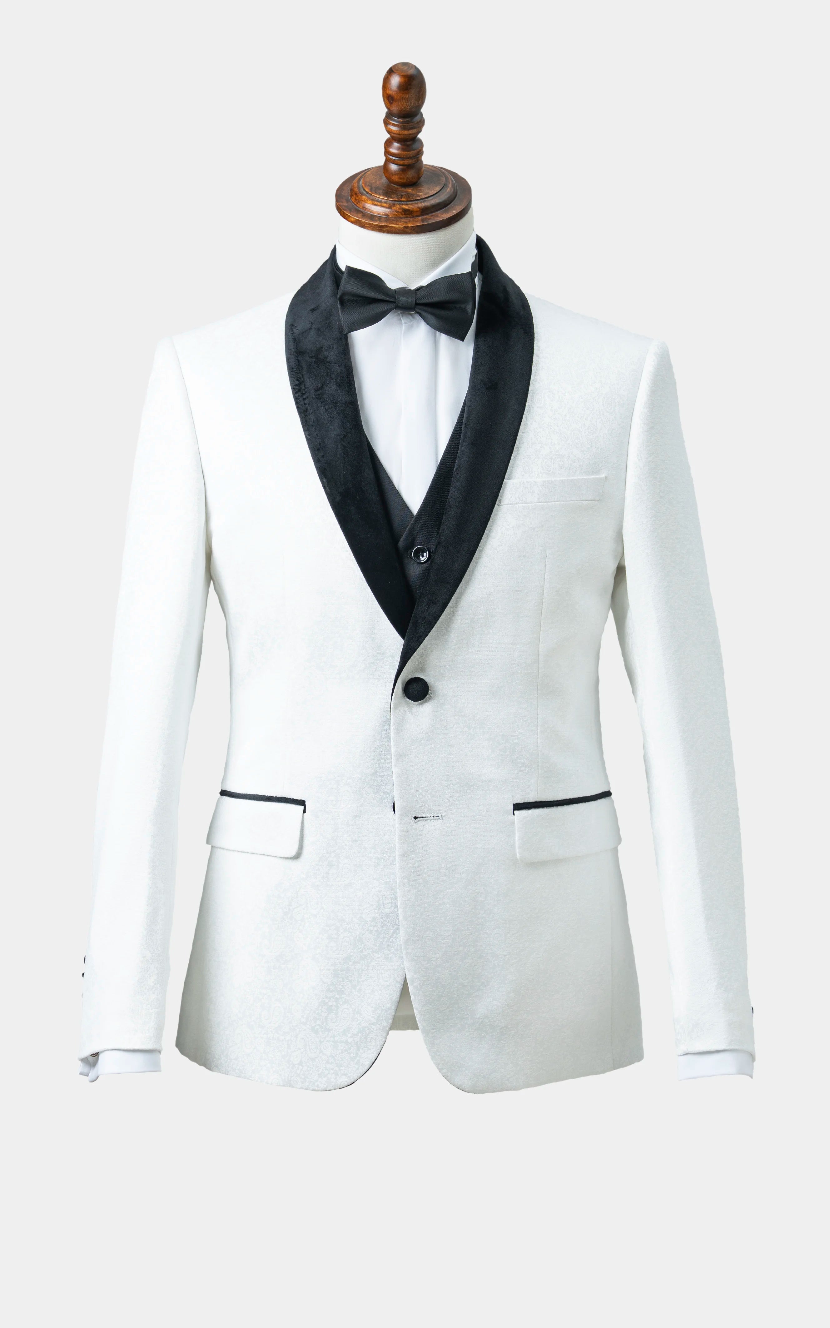 Tuxedo Suit With Shawl Lapel Off white
