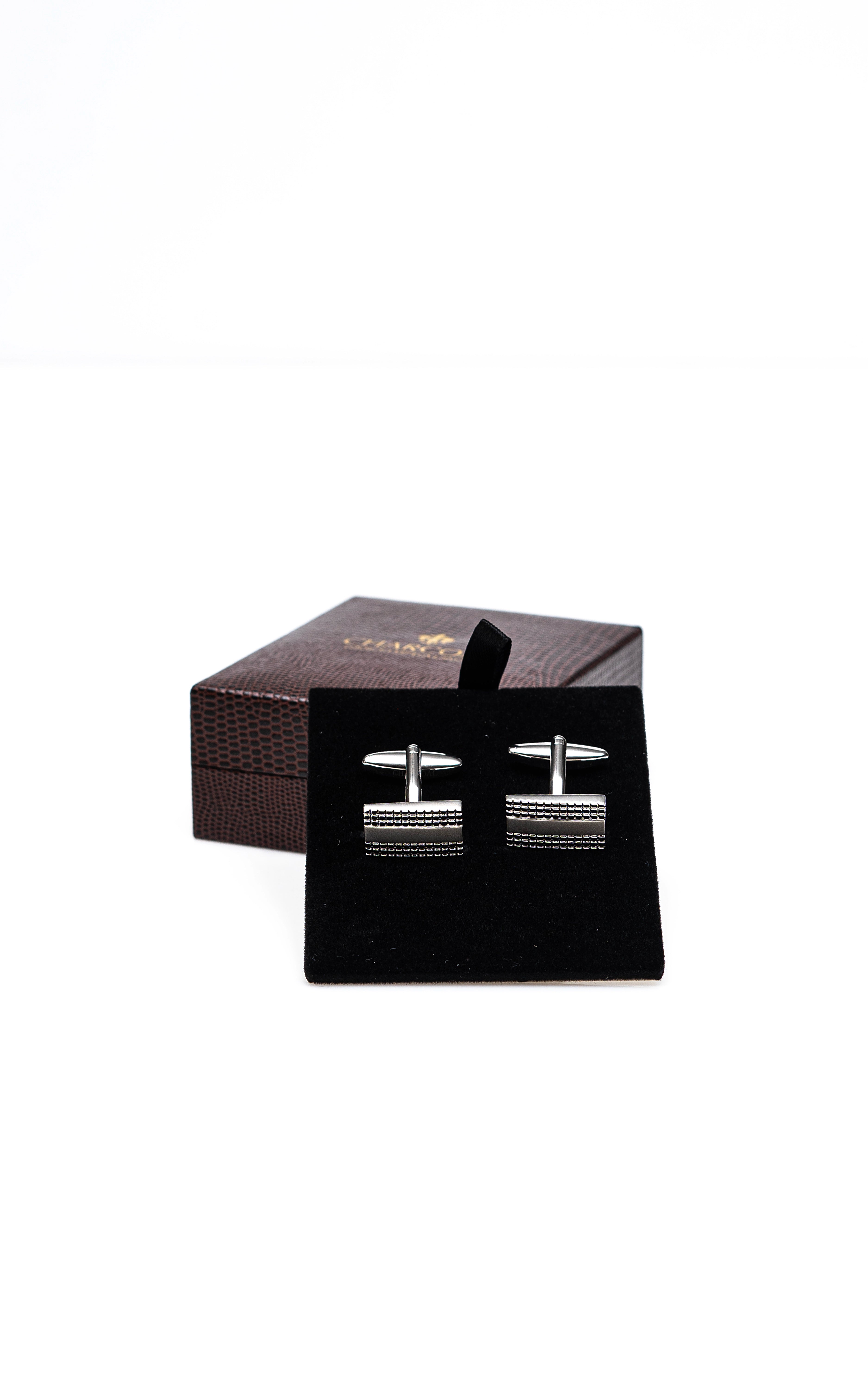 CUFFLINKS