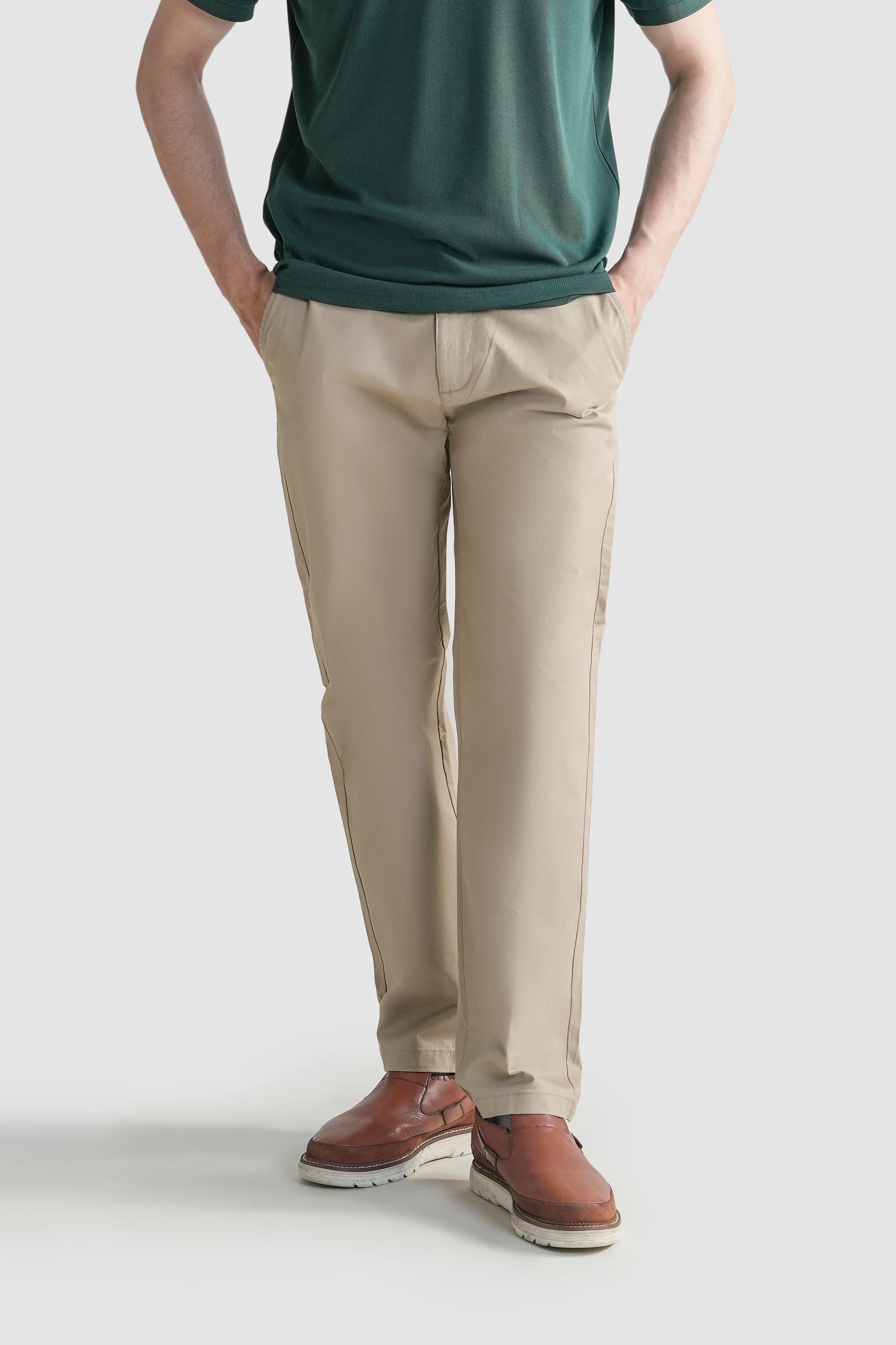 REGULAR FIT CROSS POCKET CHINO PANT KHAKI