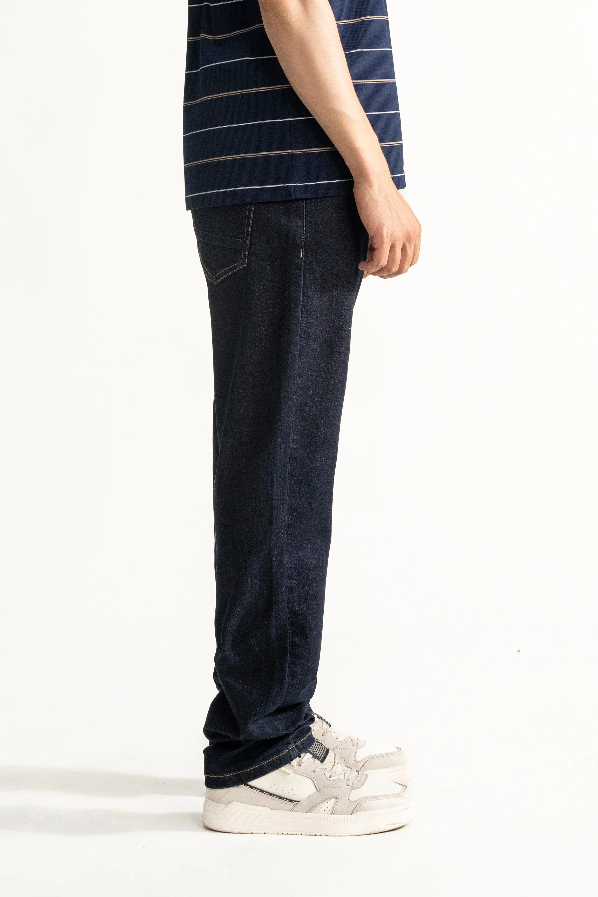 REGULAR TAPERED FIT JEAN DARK BLUE