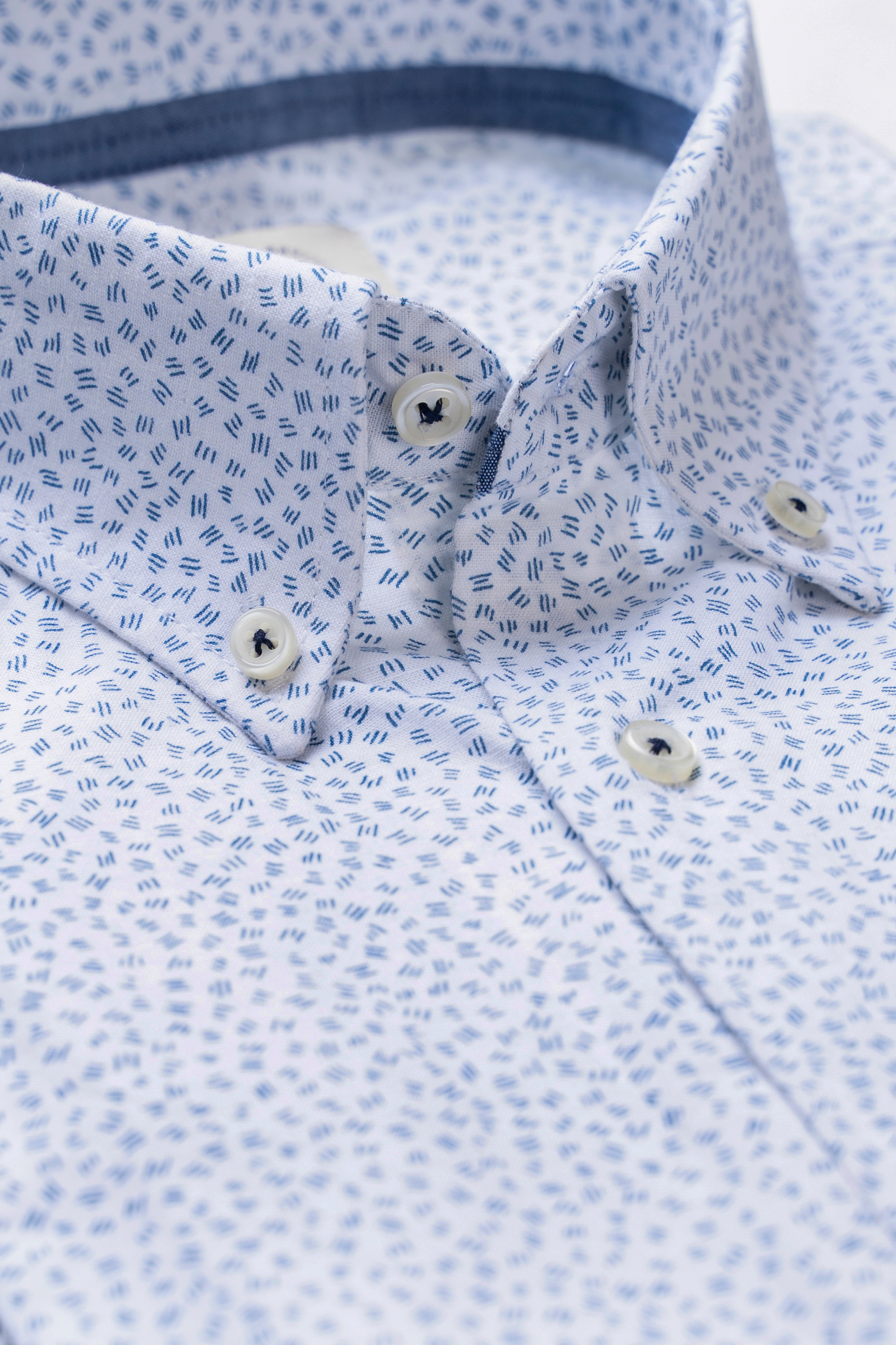 PRINTED SMART SHIRT WHITE PRINTED