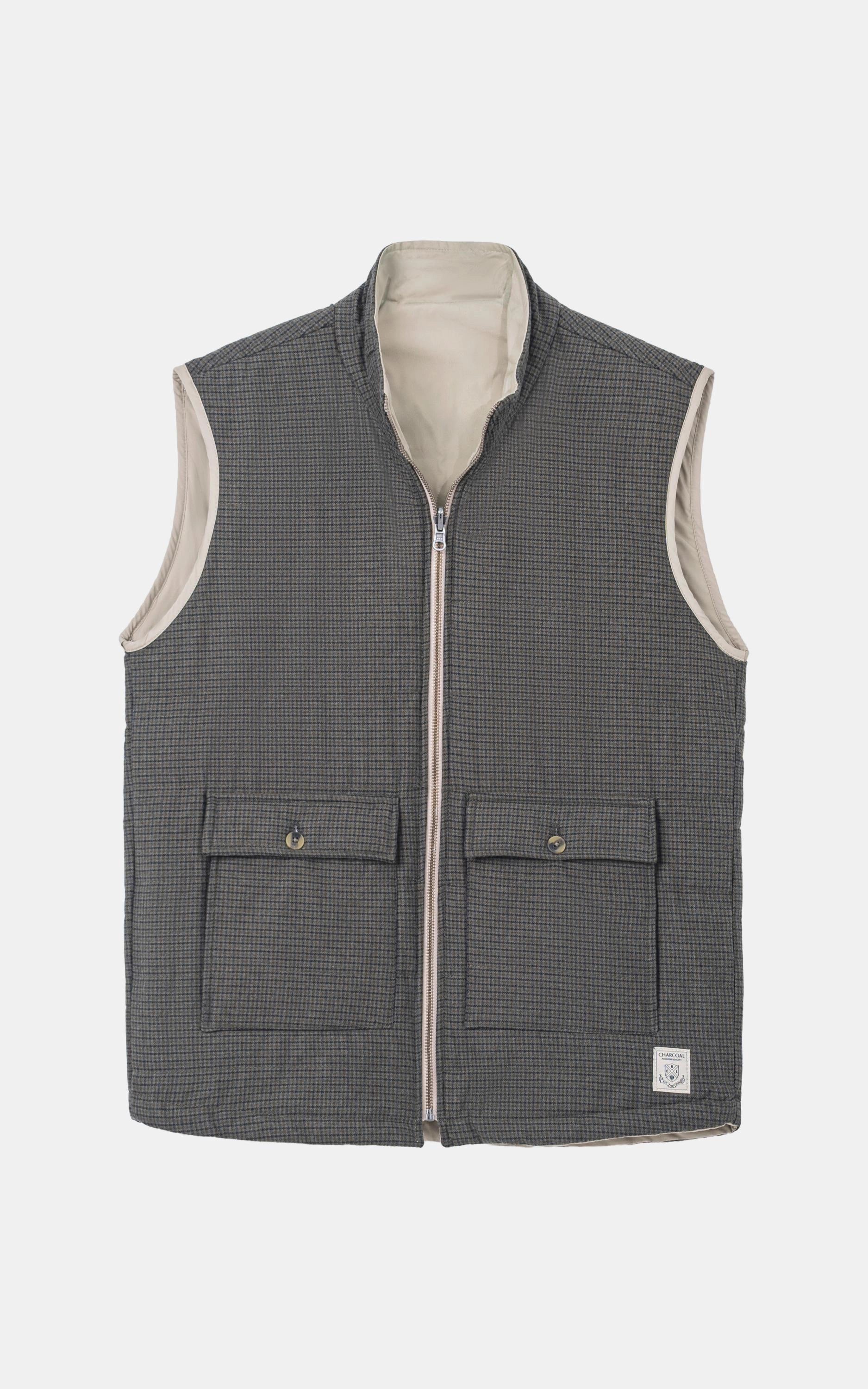 SLIM FIT SLEEVELESS REVERSIBLE QUILTED JACKET OLIVE