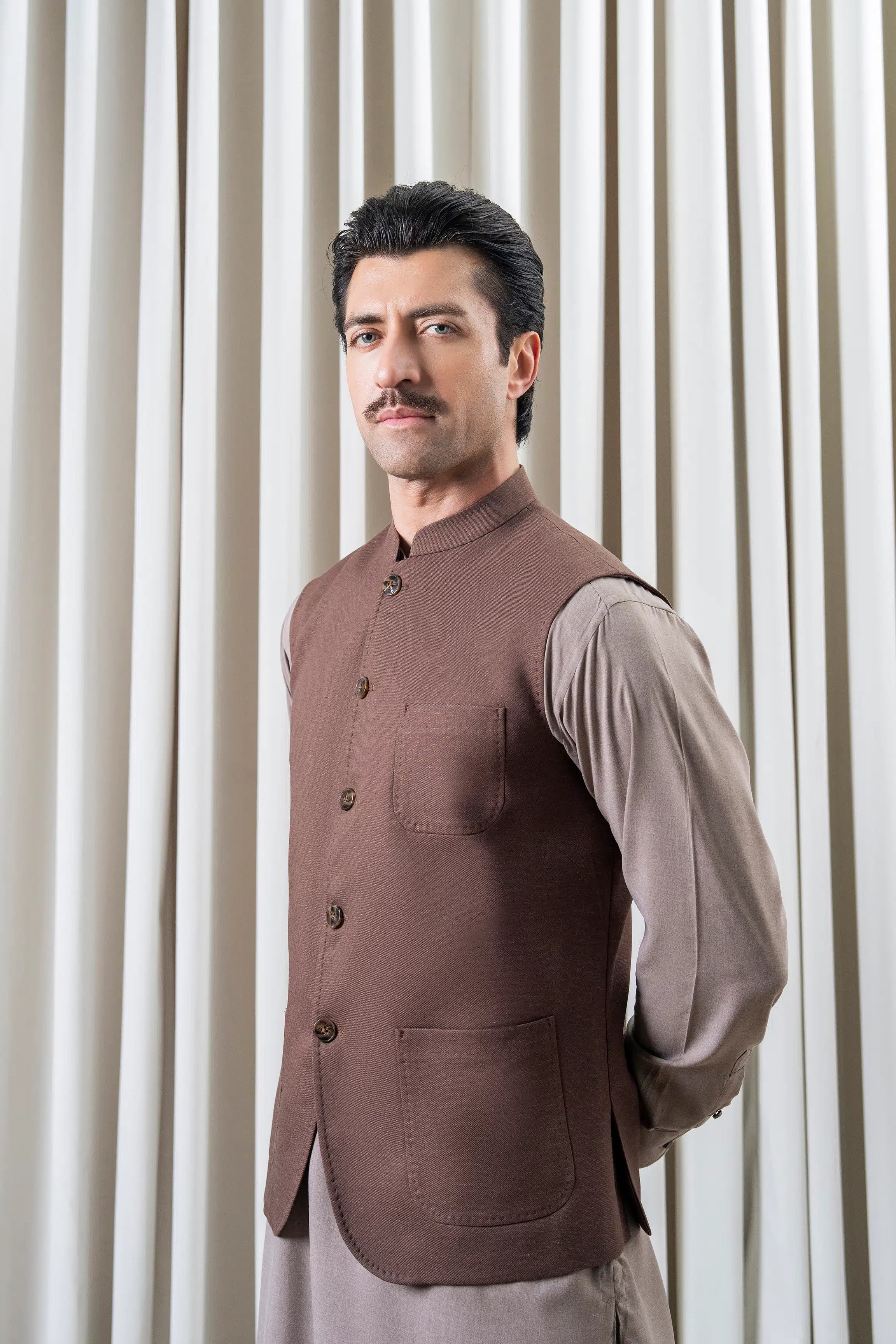 TWILL - COTTON LINEN WAISTCOAT | SIGNATURE COLLECTION  BROWN