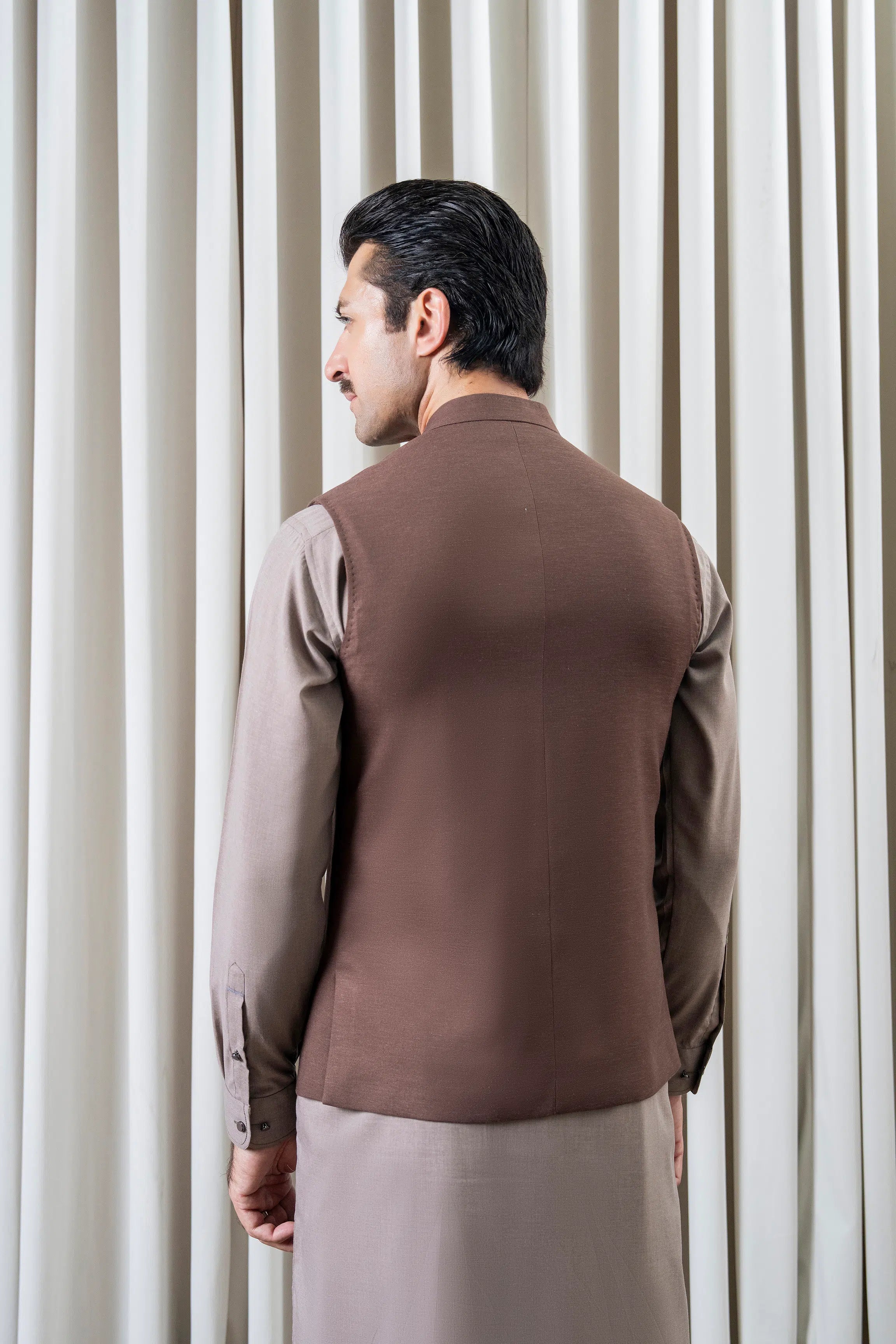 TWILL - COTTON LINEN WAISTCOAT | SIGNATURE COLLECTION  BROWN
