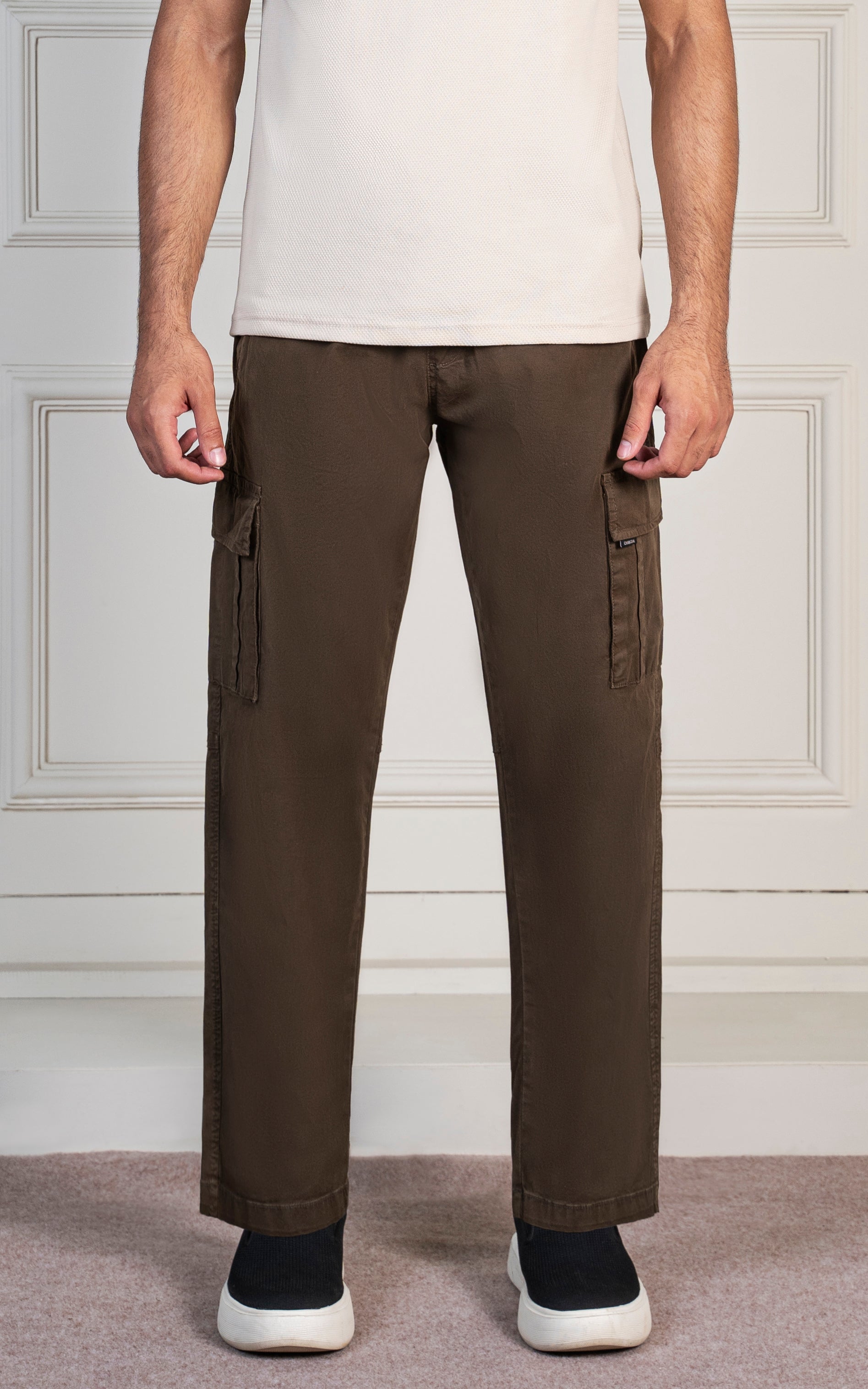 STRAIGHT FIT CARGO TROUSER  DARK OLIVE