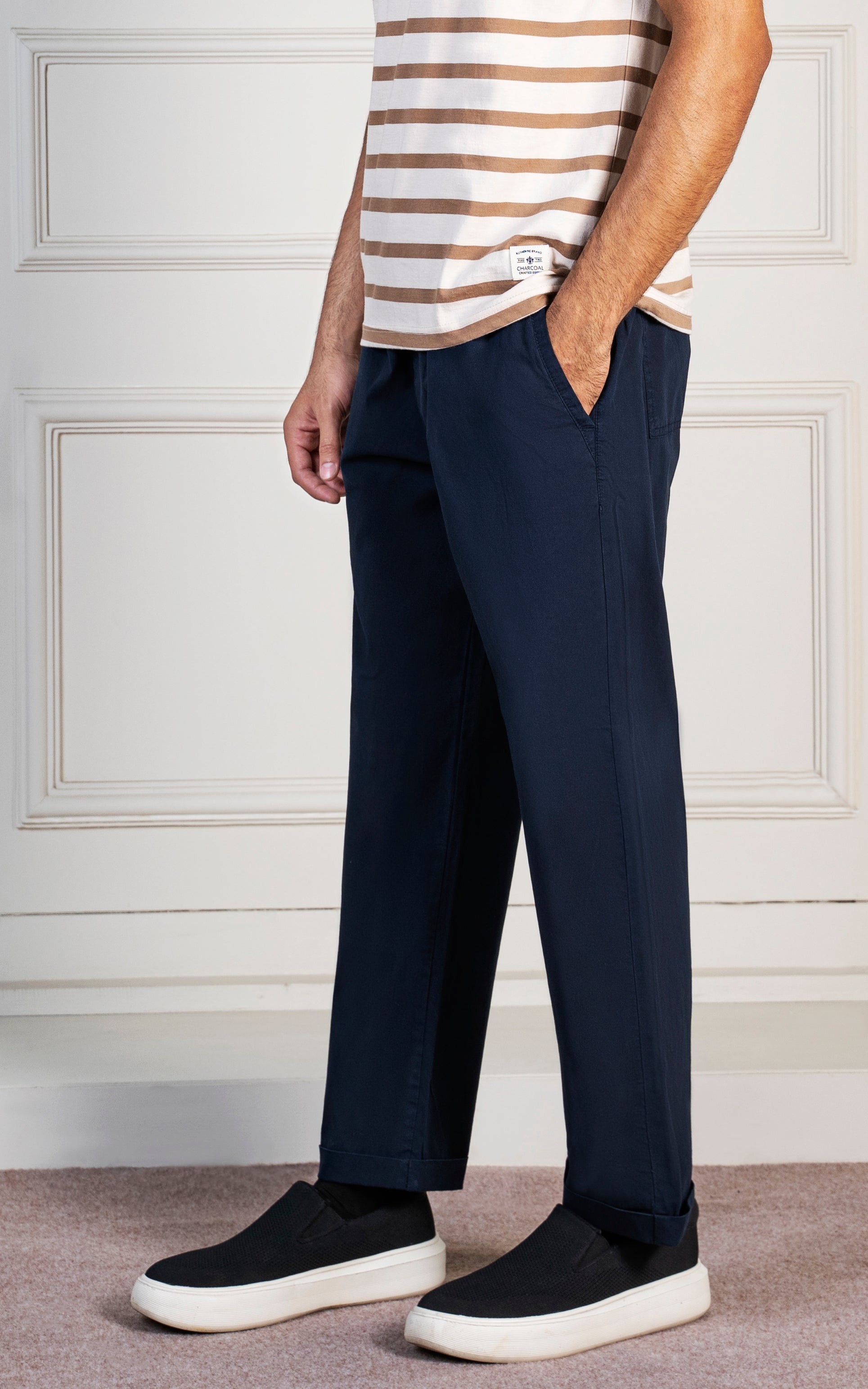 STRAIGHT FIT JOGGER TROUSER NAVY