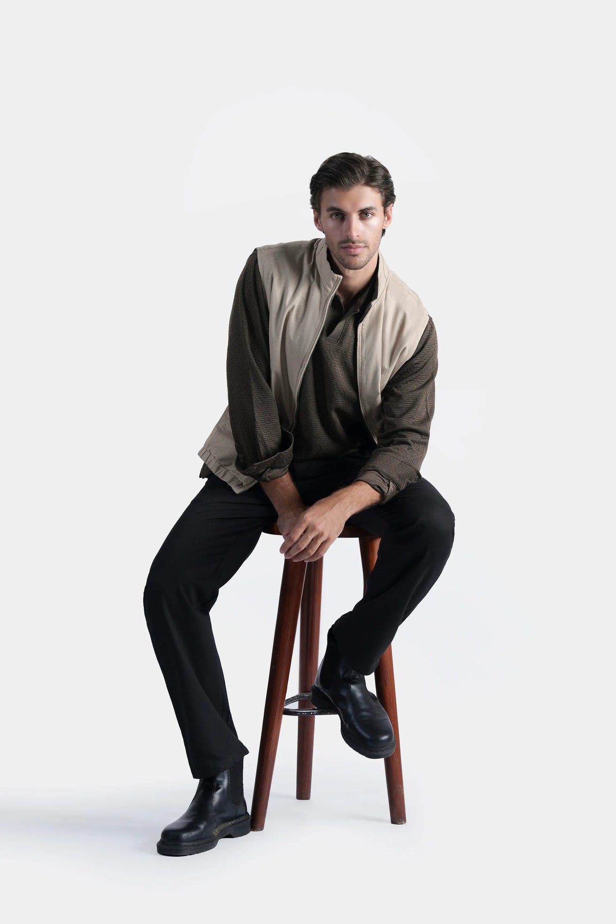 Reversible sleeveless jacket, khaki side with zip front and stand collar
