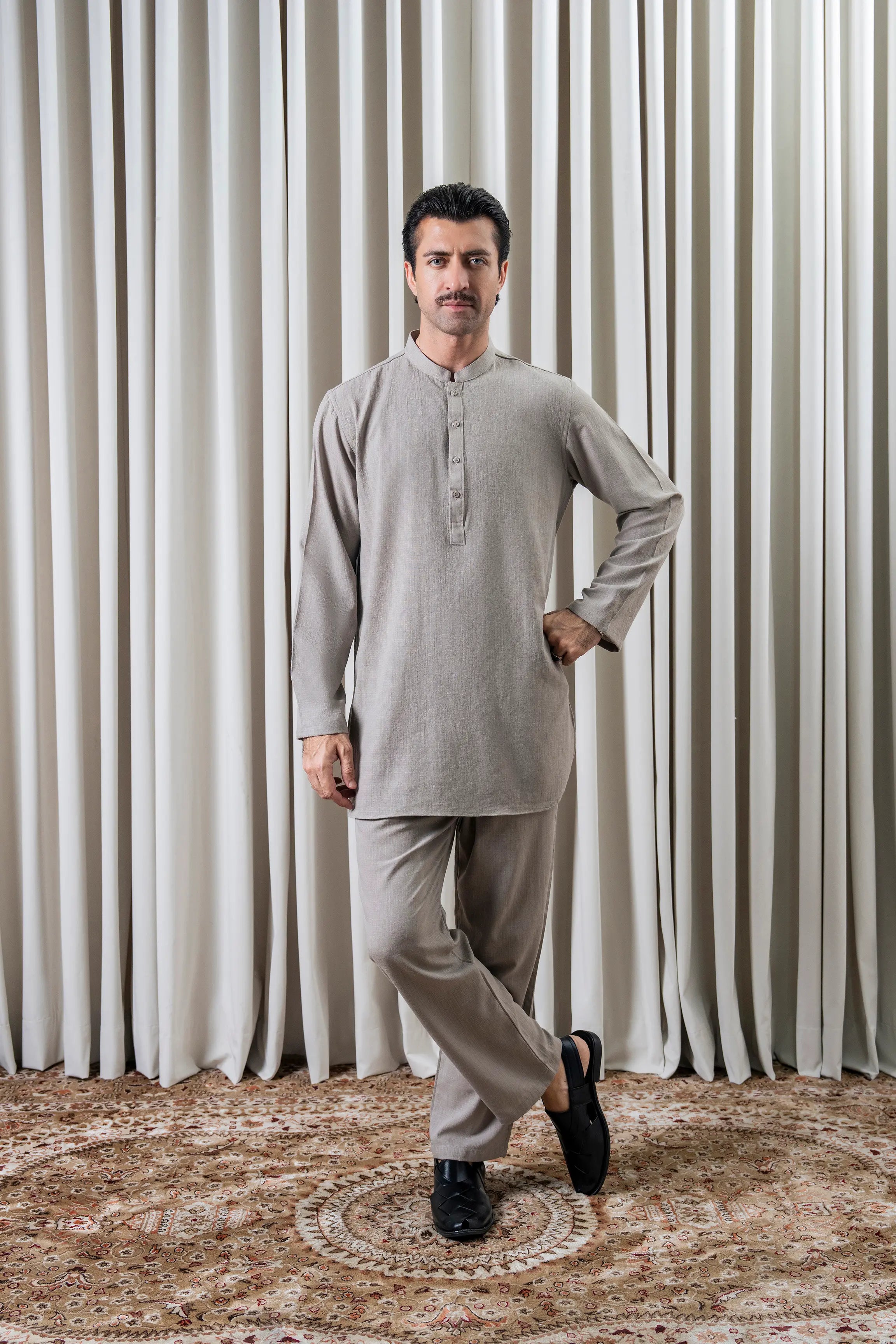 KURTA PAJAMA BEIGE