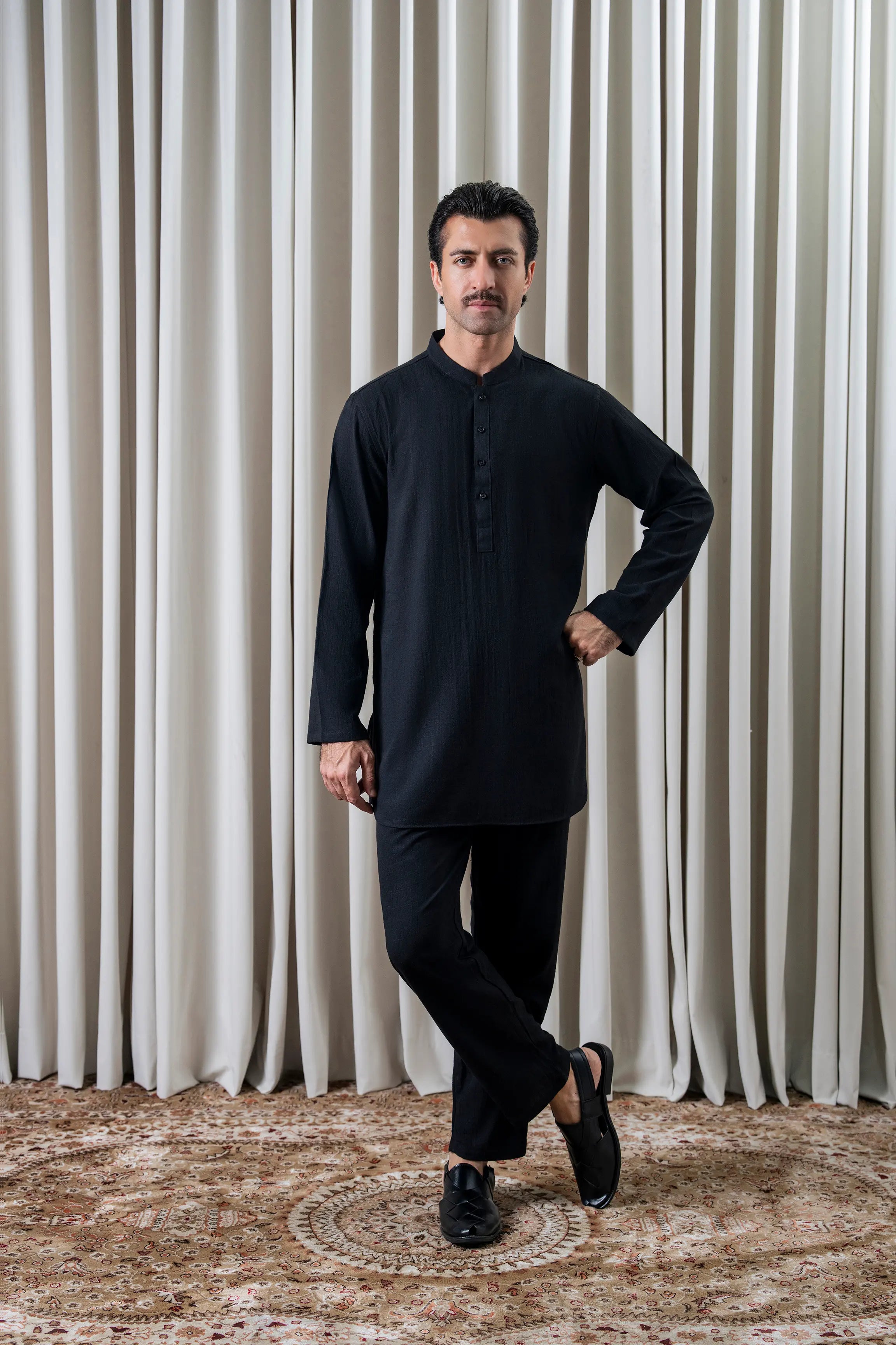 KURTA PAJAMA BLACK
