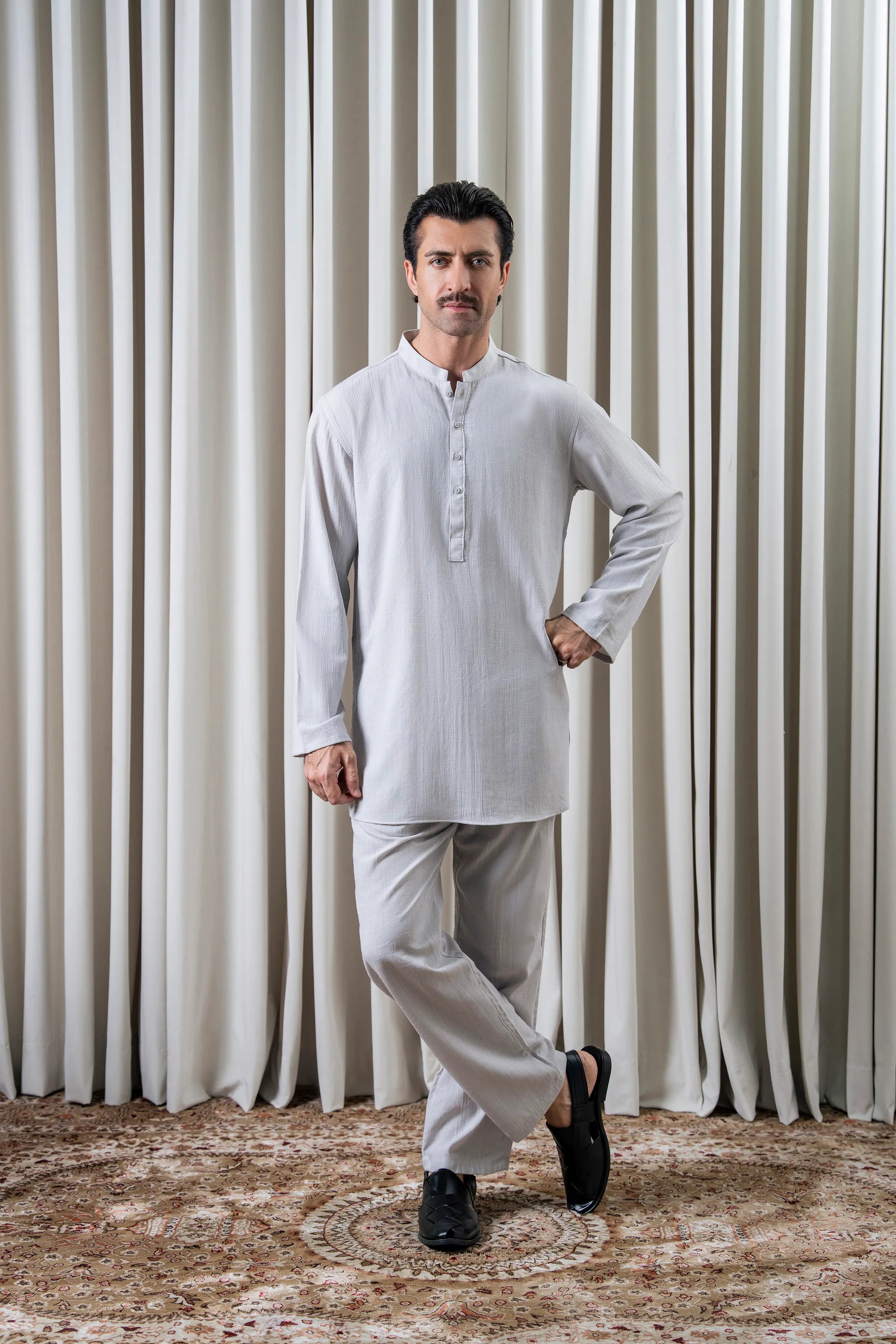 KURTA PAJAMA ASH WHITE