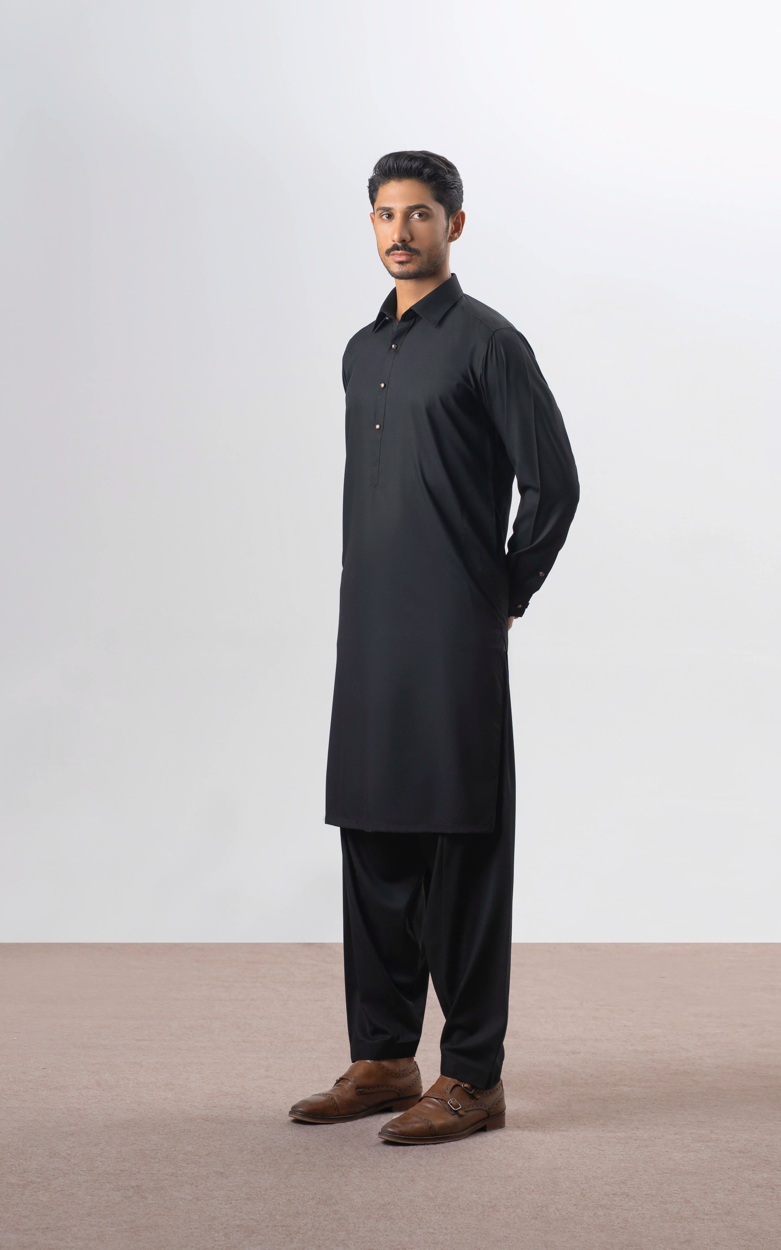 TEXTURED BLENDED KAMEEZ SHALWAR | SIGNATURE COLLECTION BLACK